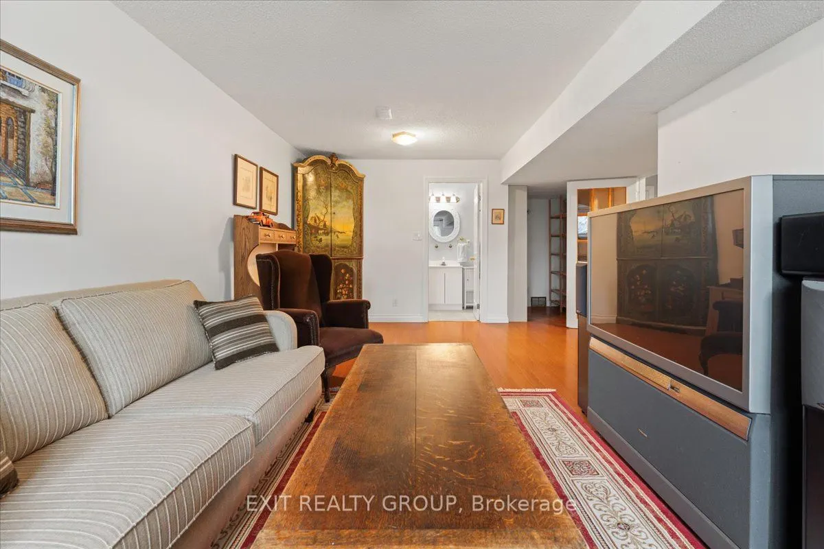 41 Faraday Gardens