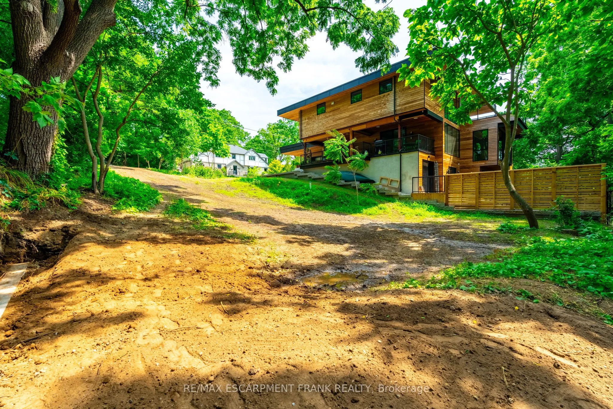 98 Alma Street