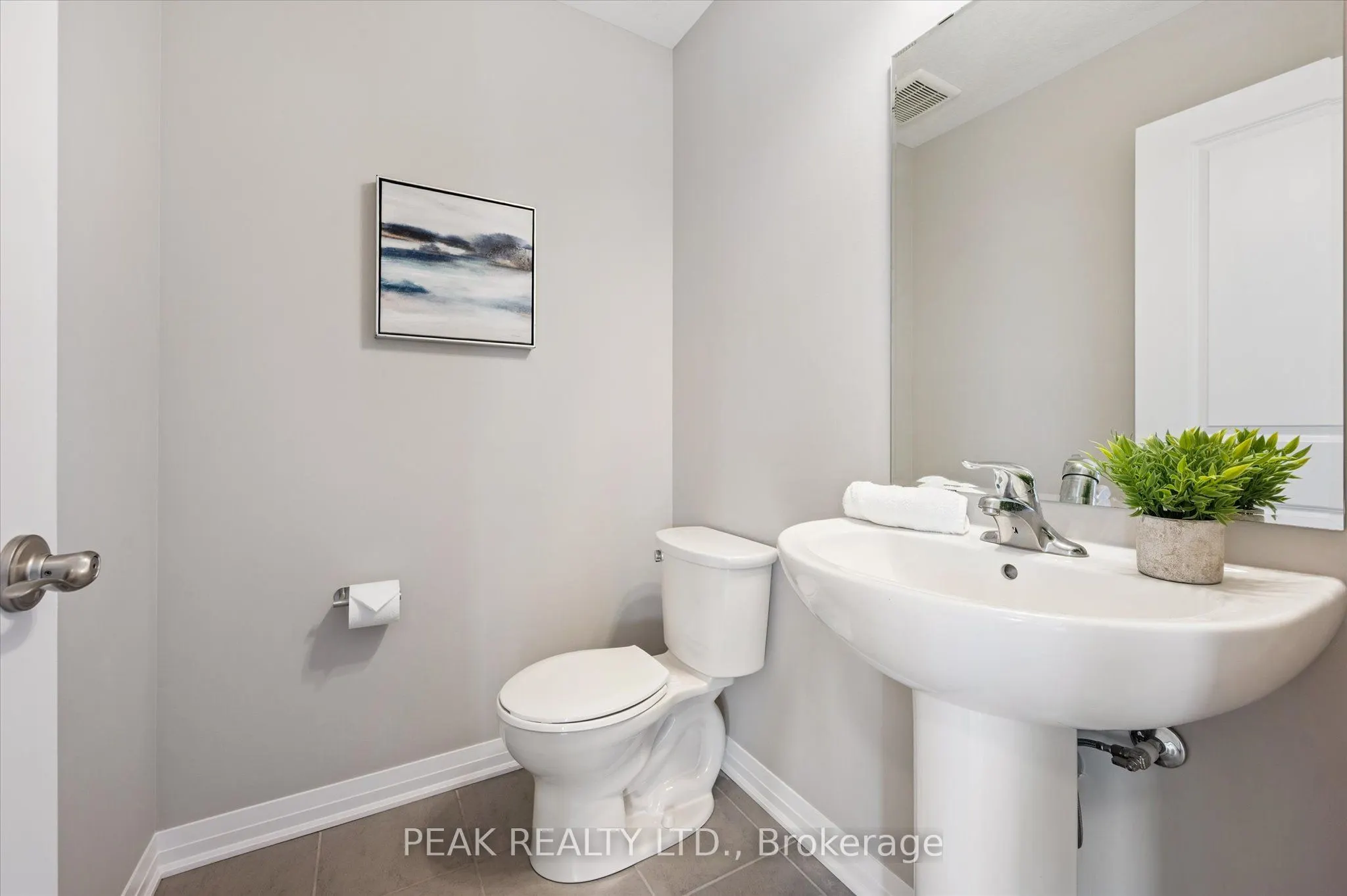 3 Ridgemount Street