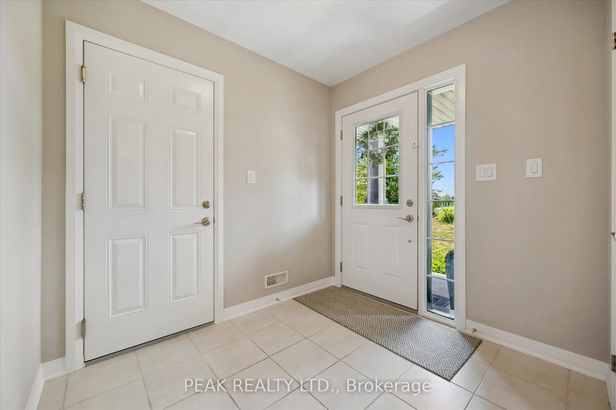 3 Ridgemount Street