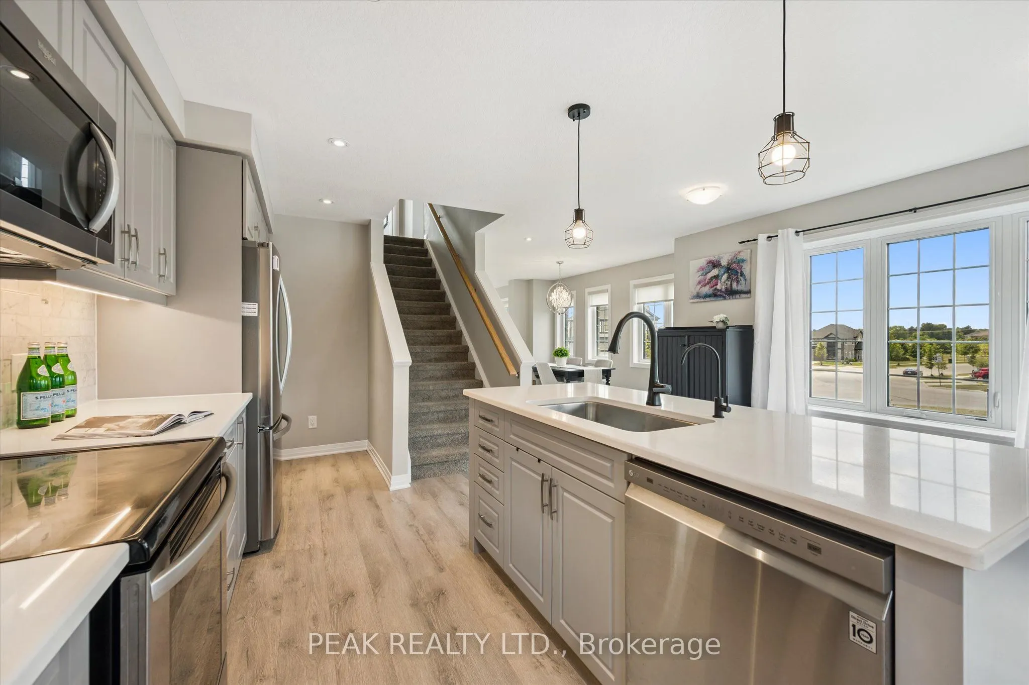 3 Ridgemount Street