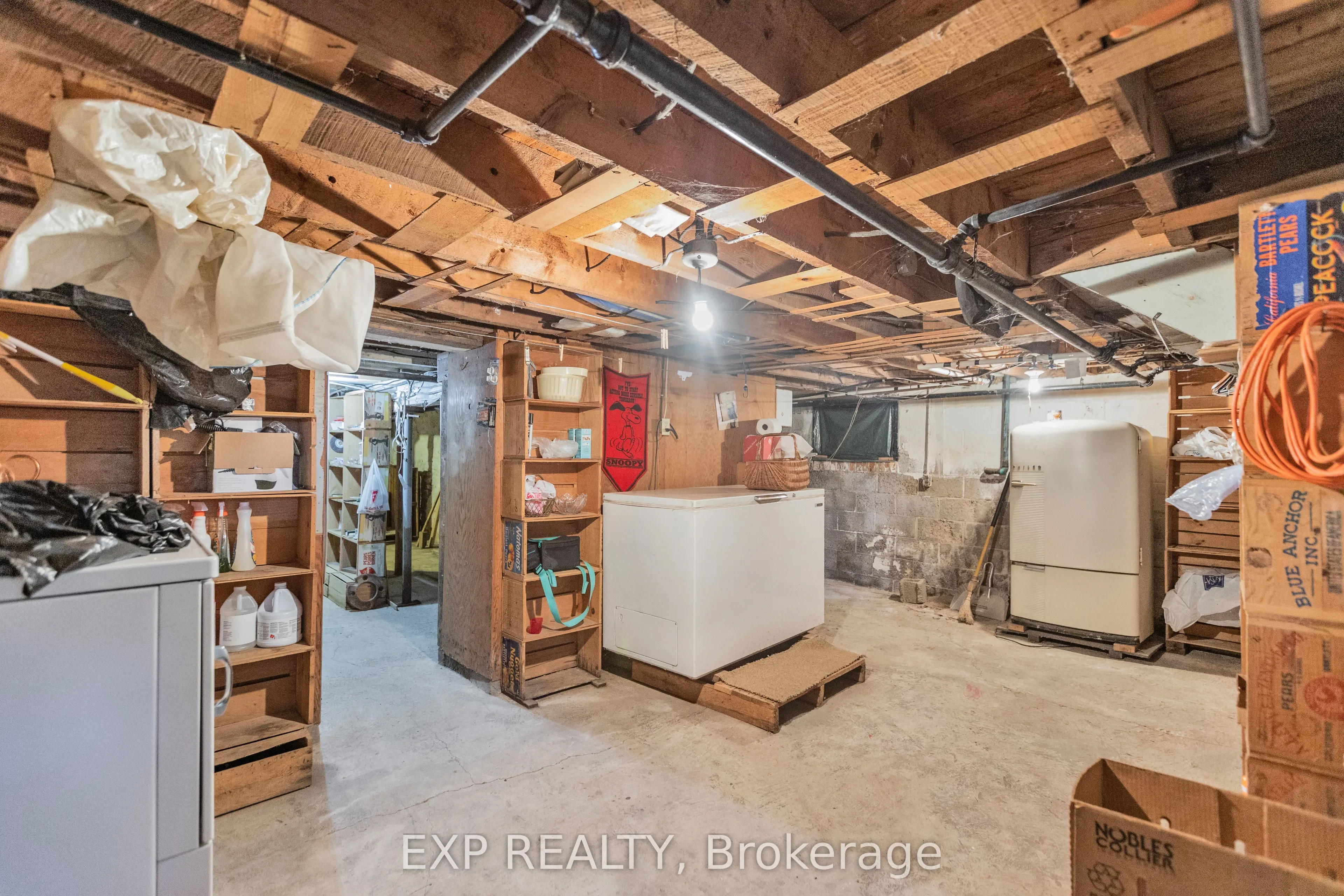 48 Garner Road W