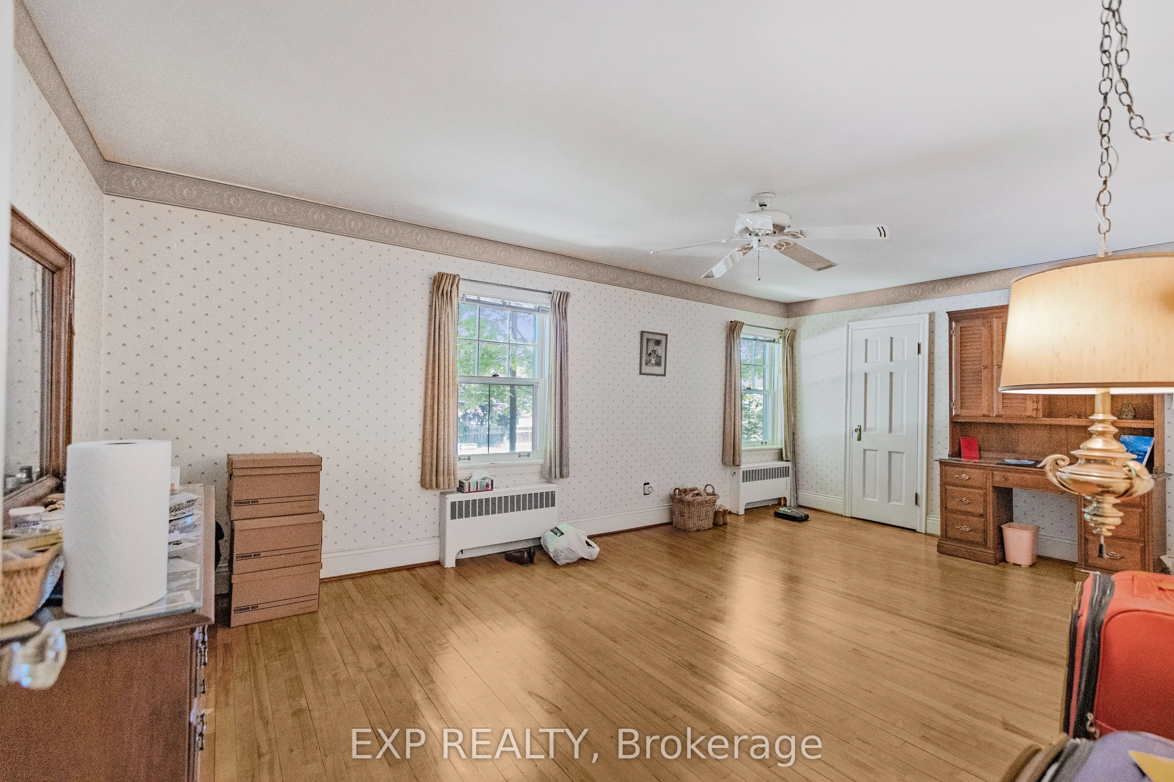 48 Garner Road W