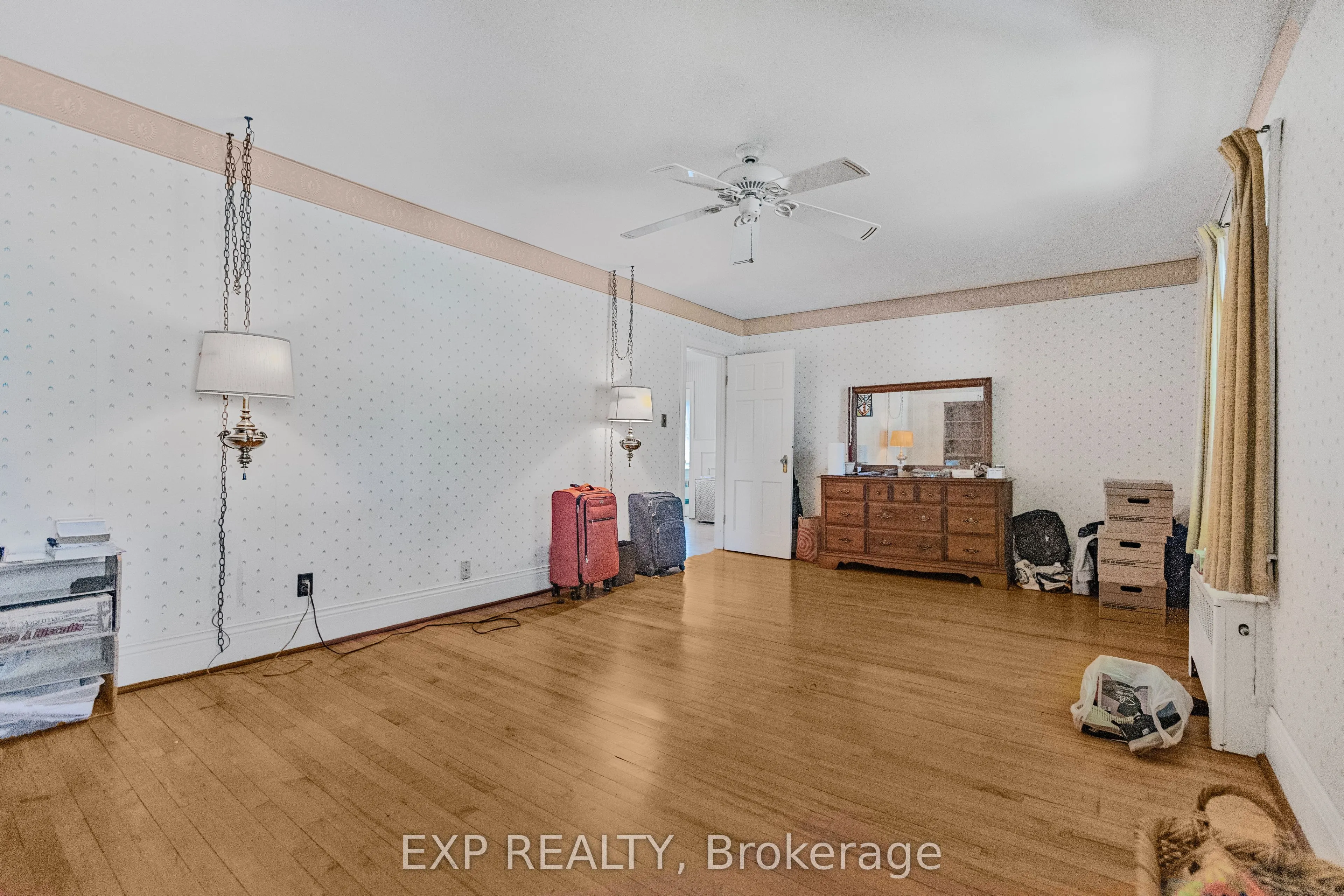 48 Garner Road W