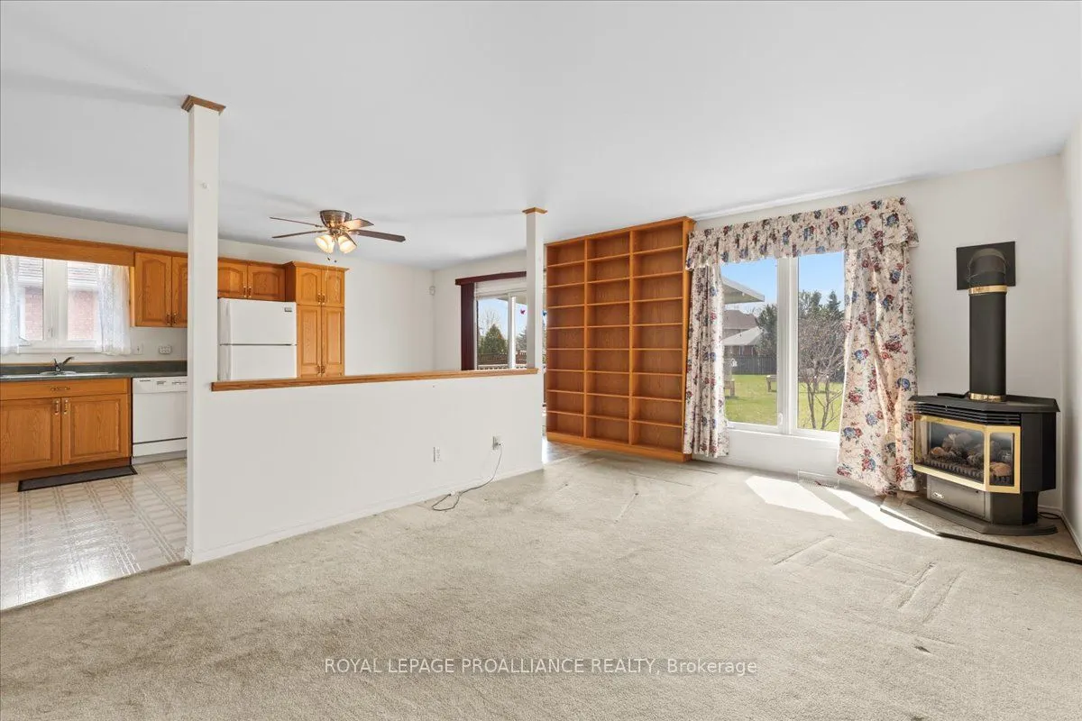 13 Hickory Grove