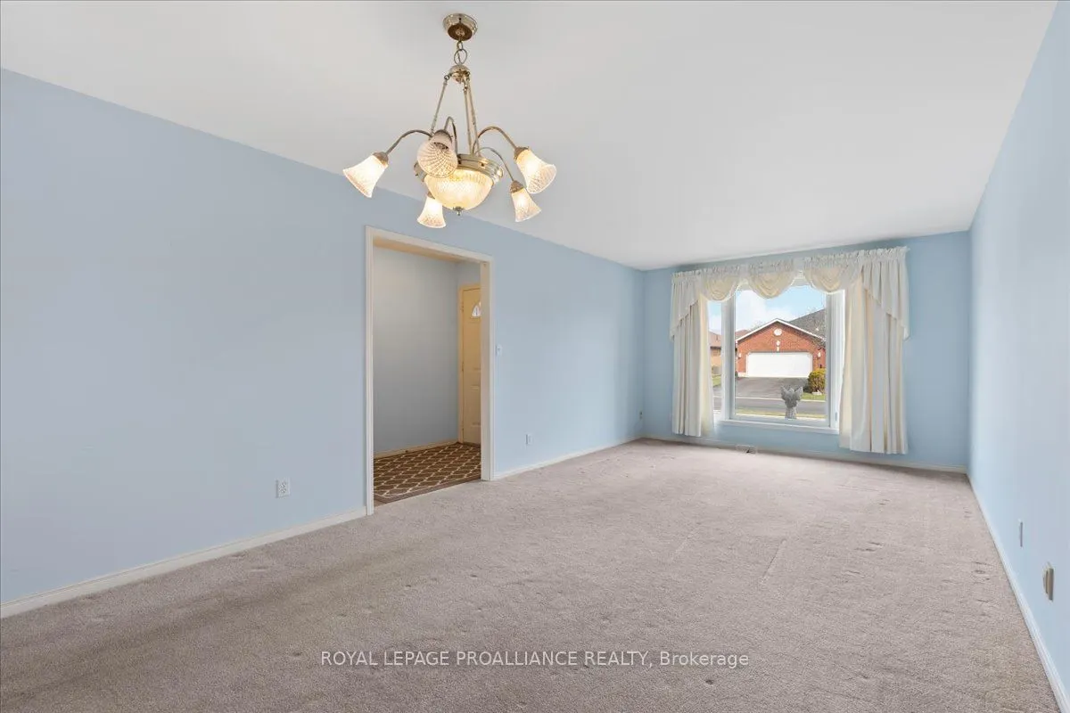 13 Hickory Grove