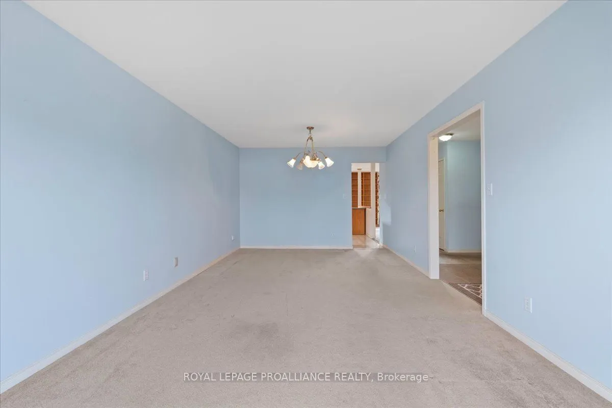 13 Hickory Grove