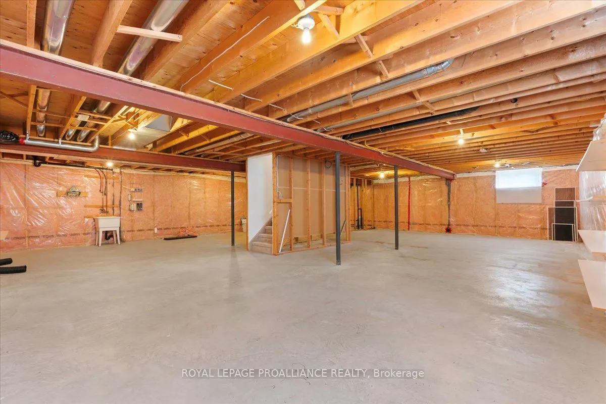 13 Hickory Grove