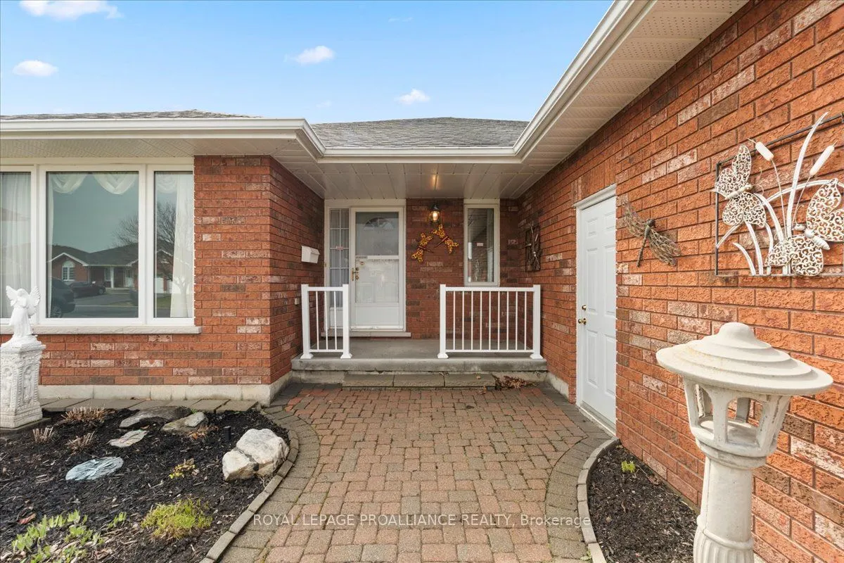 13 Hickory Grove