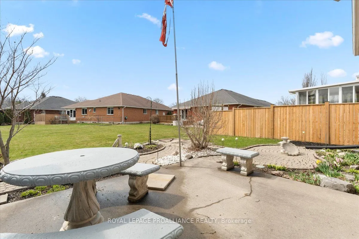 13 Hickory Grove