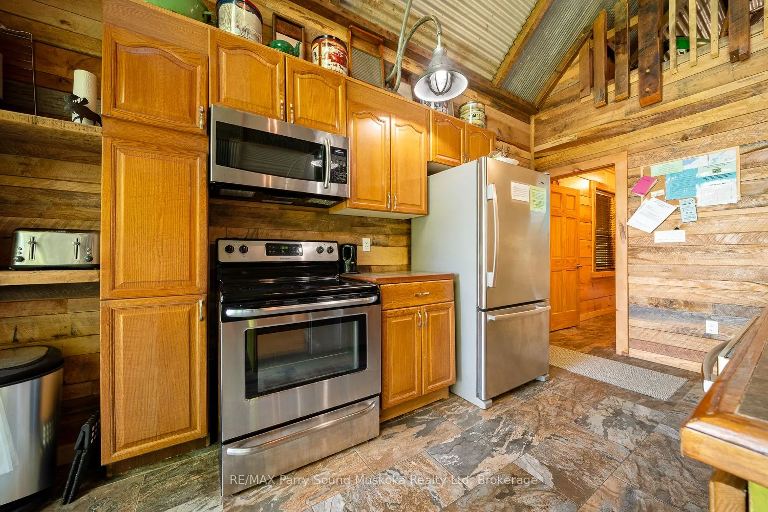 53 Clear Lake Road