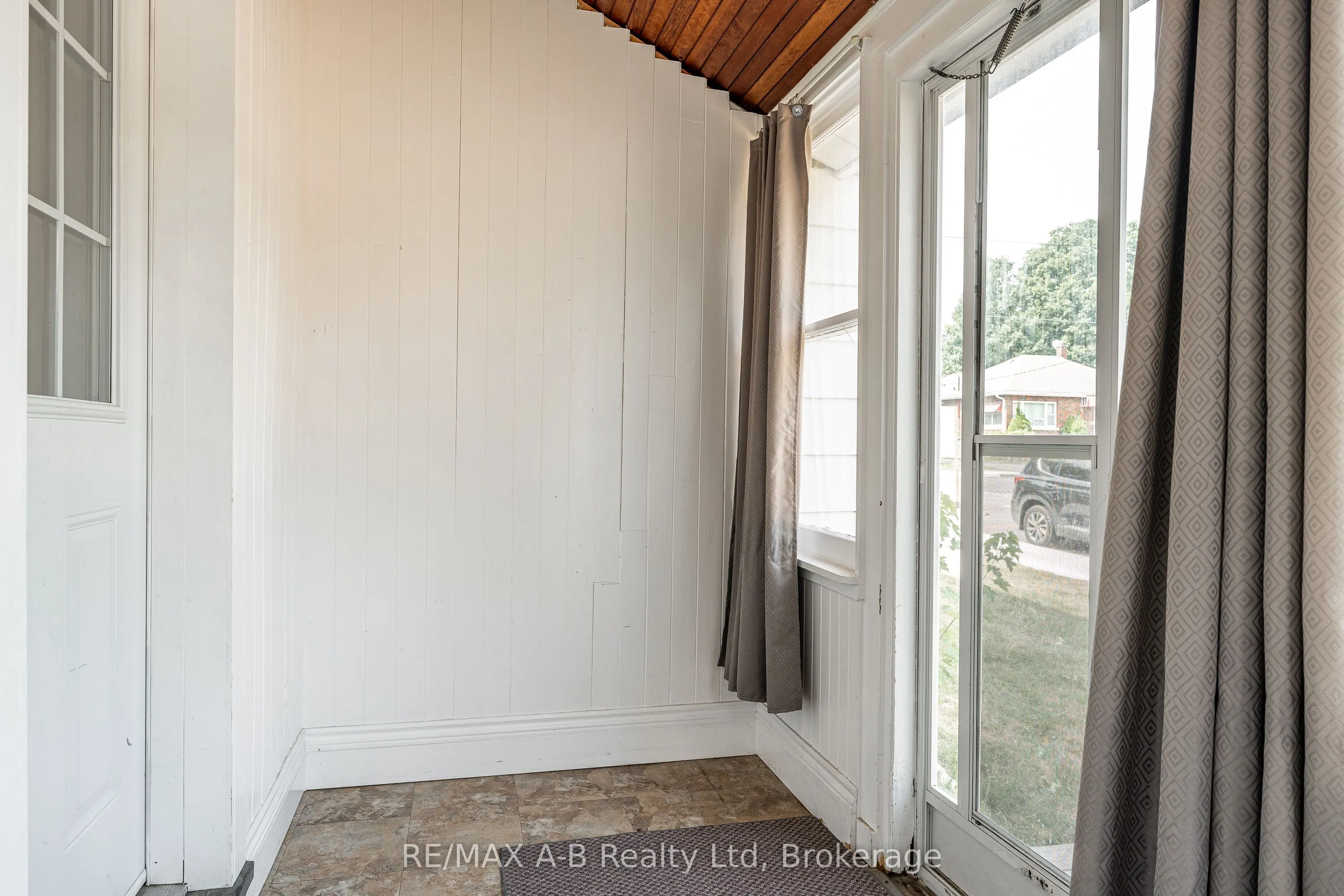 773 Rathbourne Avenue