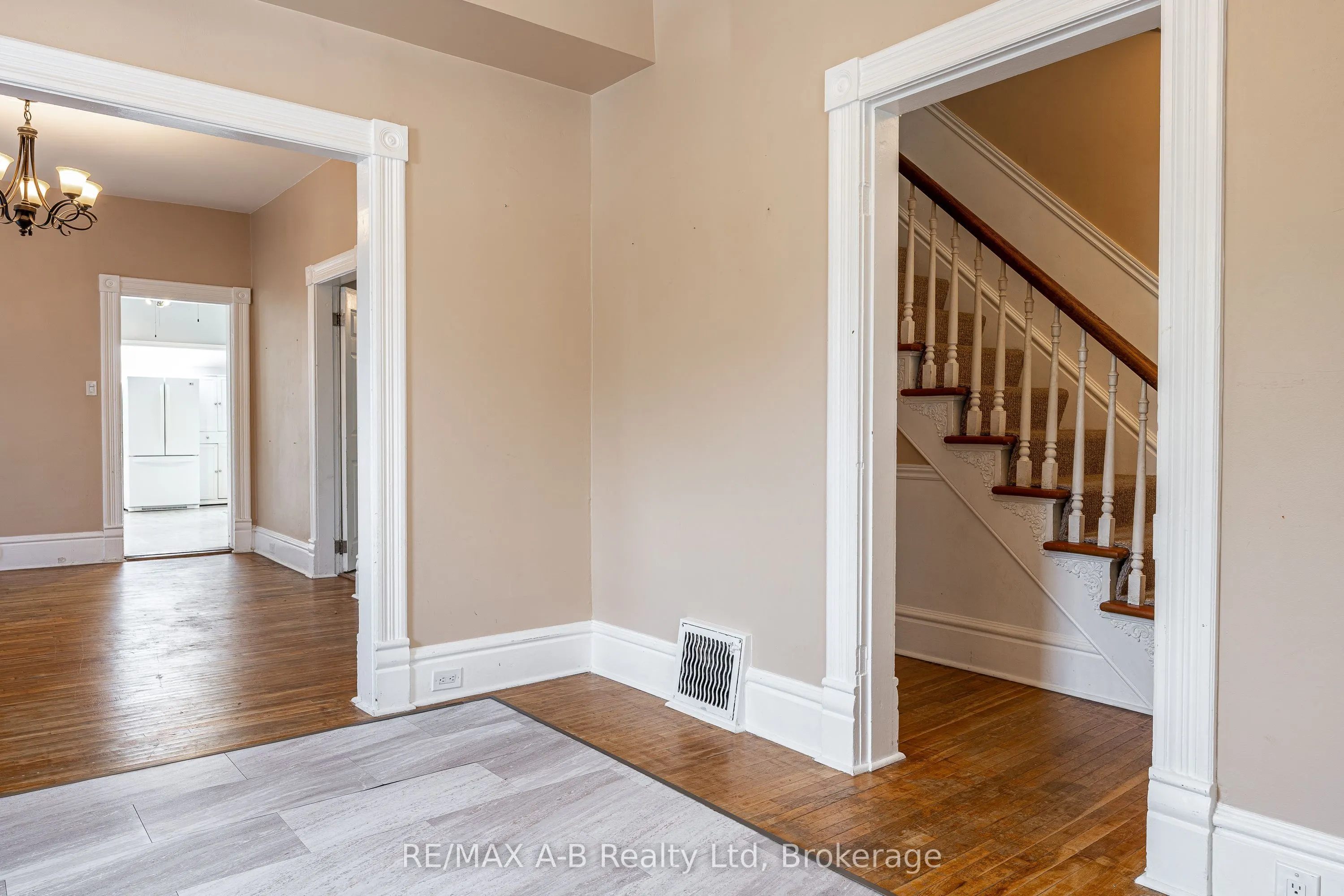 773 Rathbourne Avenue