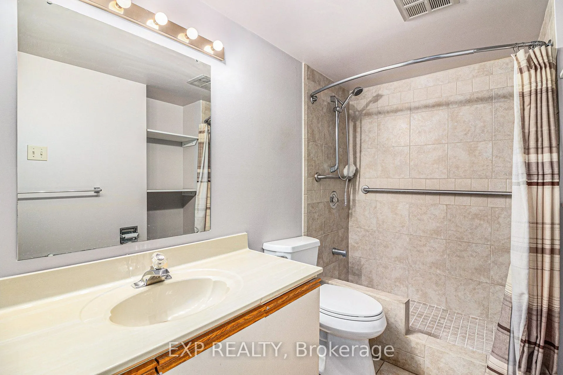 316 Savard Avenue, #111