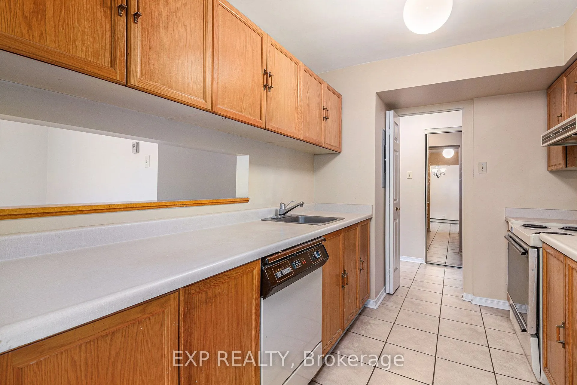 316 Savard Avenue, #111