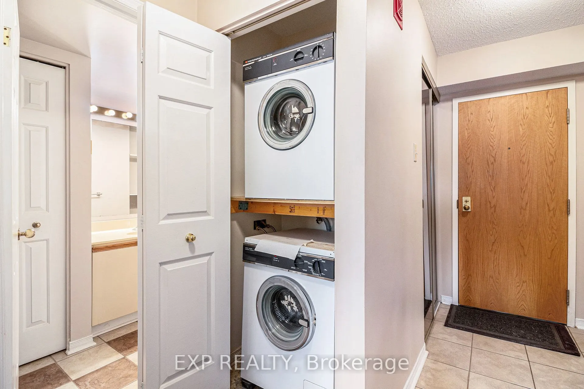 316 Savard Avenue, #111