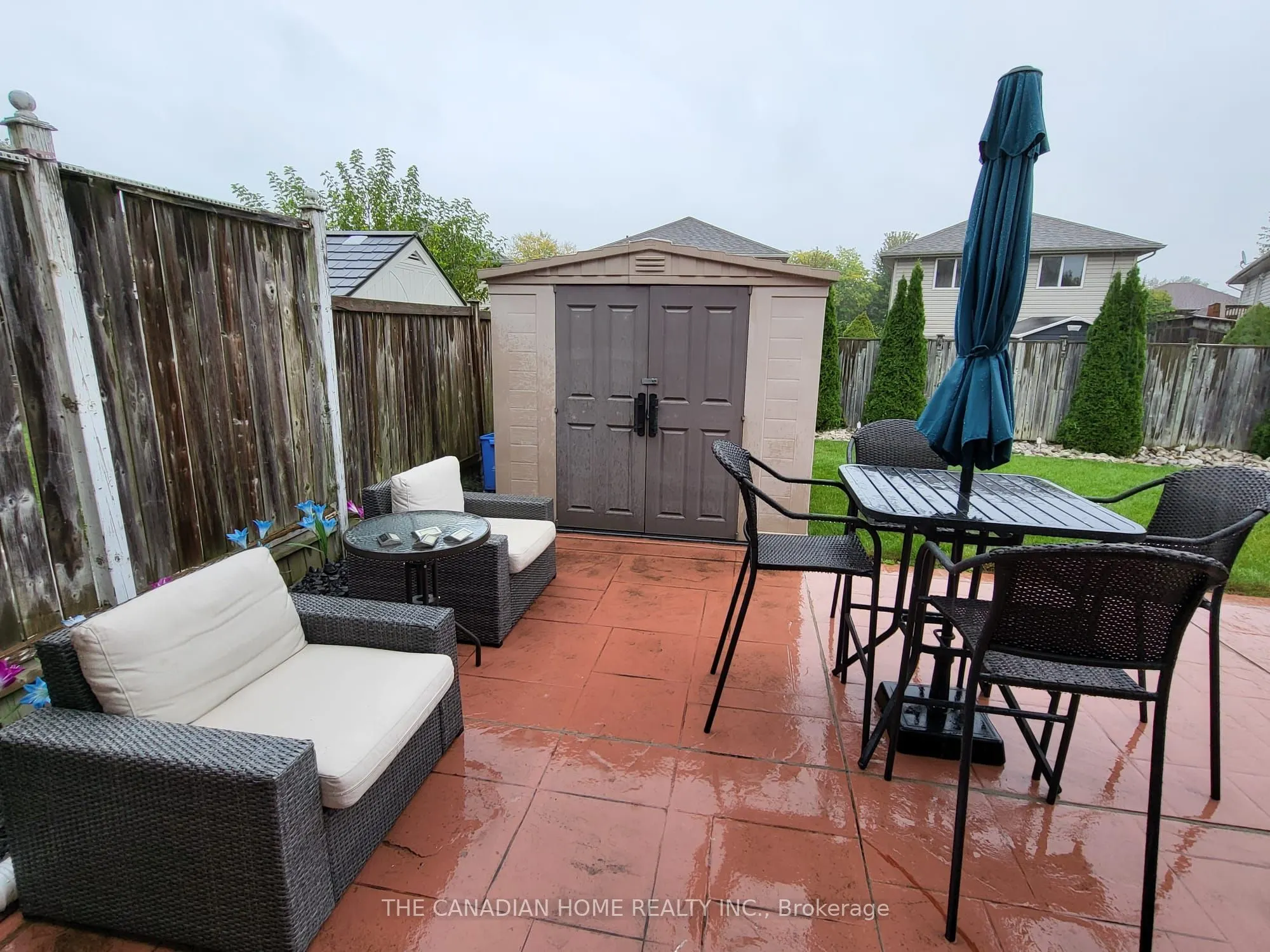 1020 Peach Blossom Crescent N