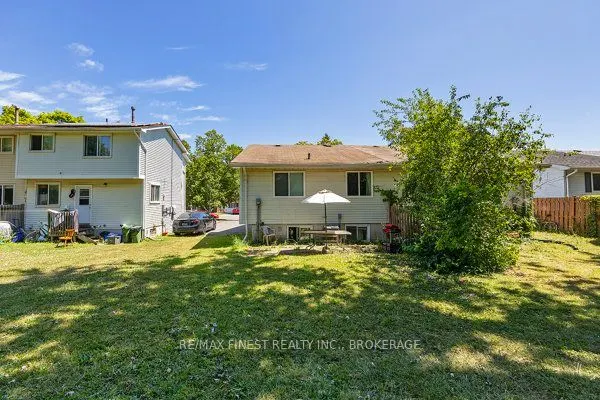 30 Woodstone Crescent