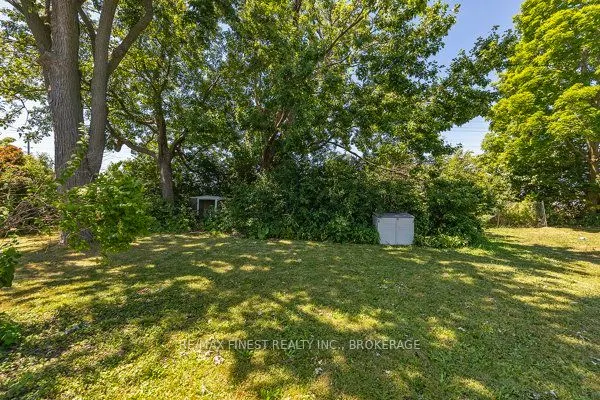 30 Woodstone Crescent