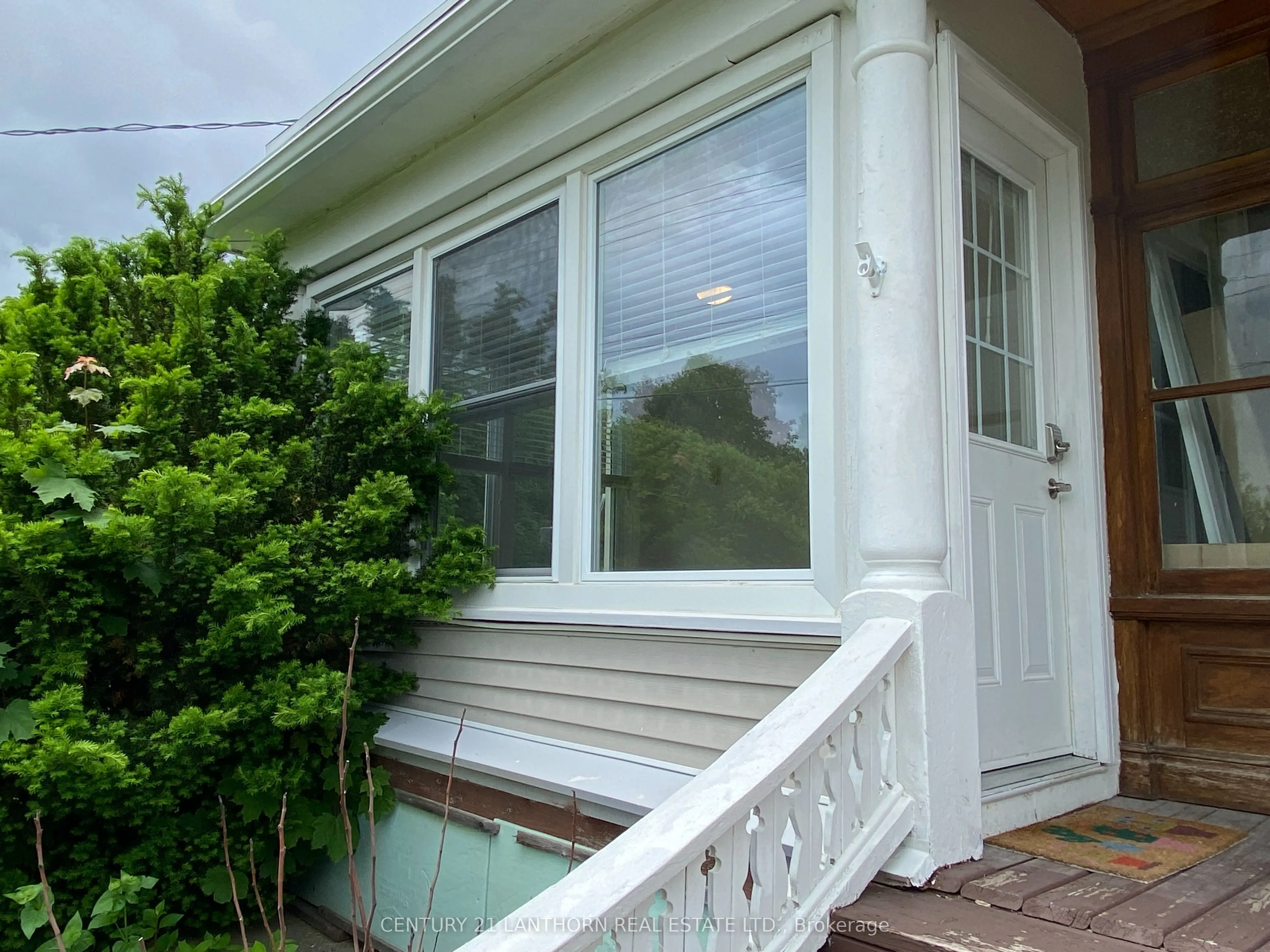 37 Picton Main Street, #A