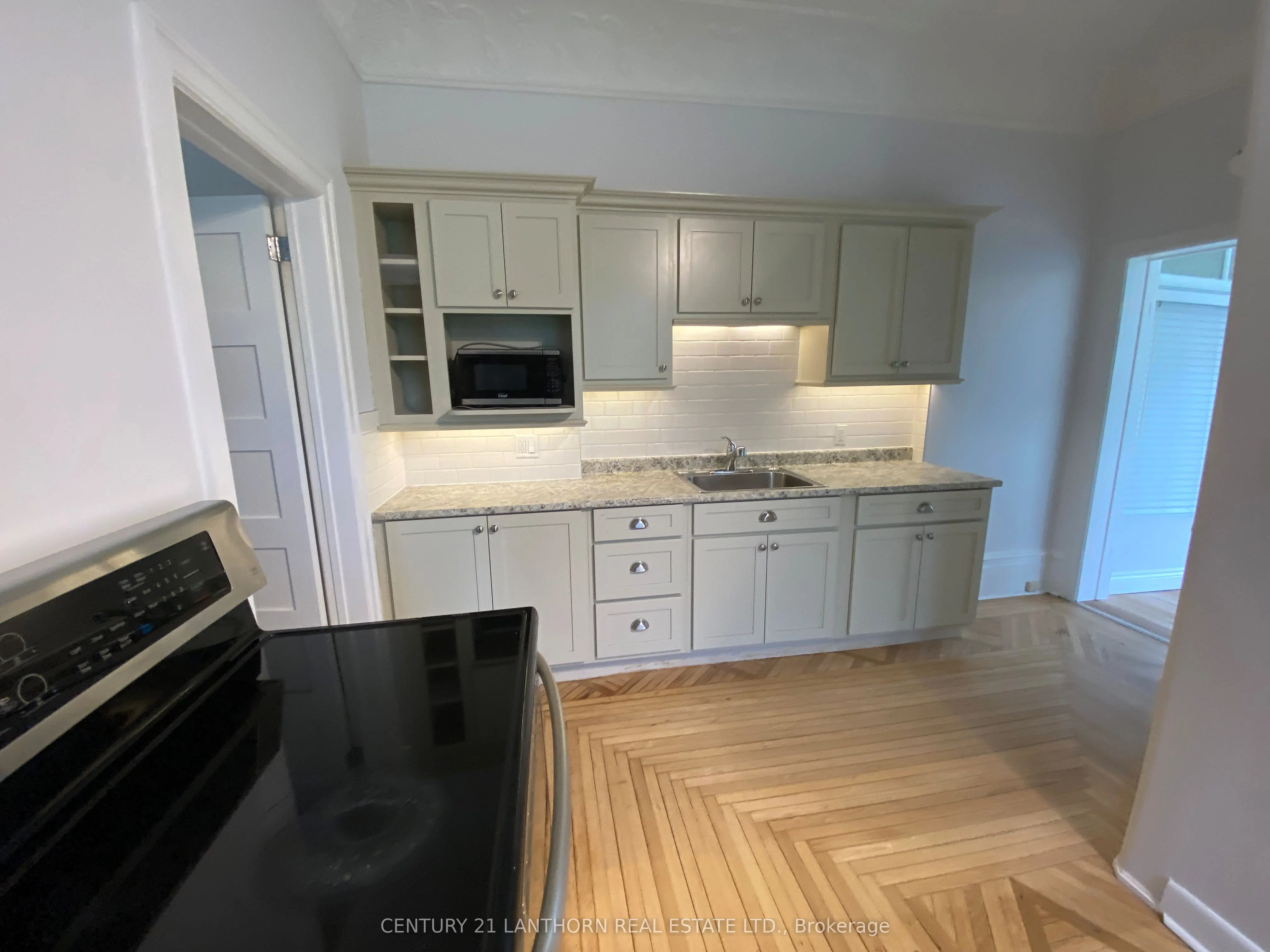37 Picton Main Street, #A