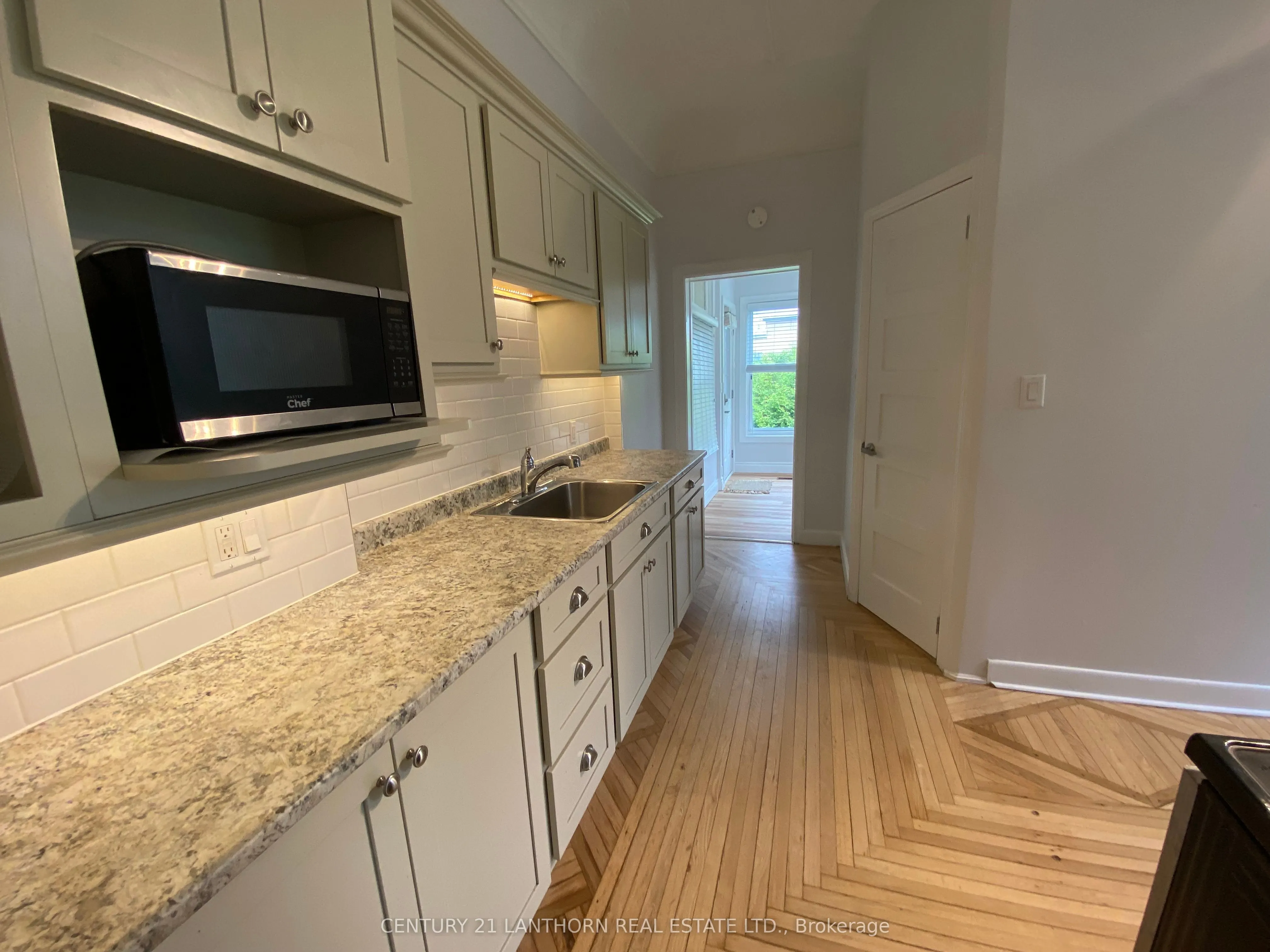 37 Picton Main Street, #A