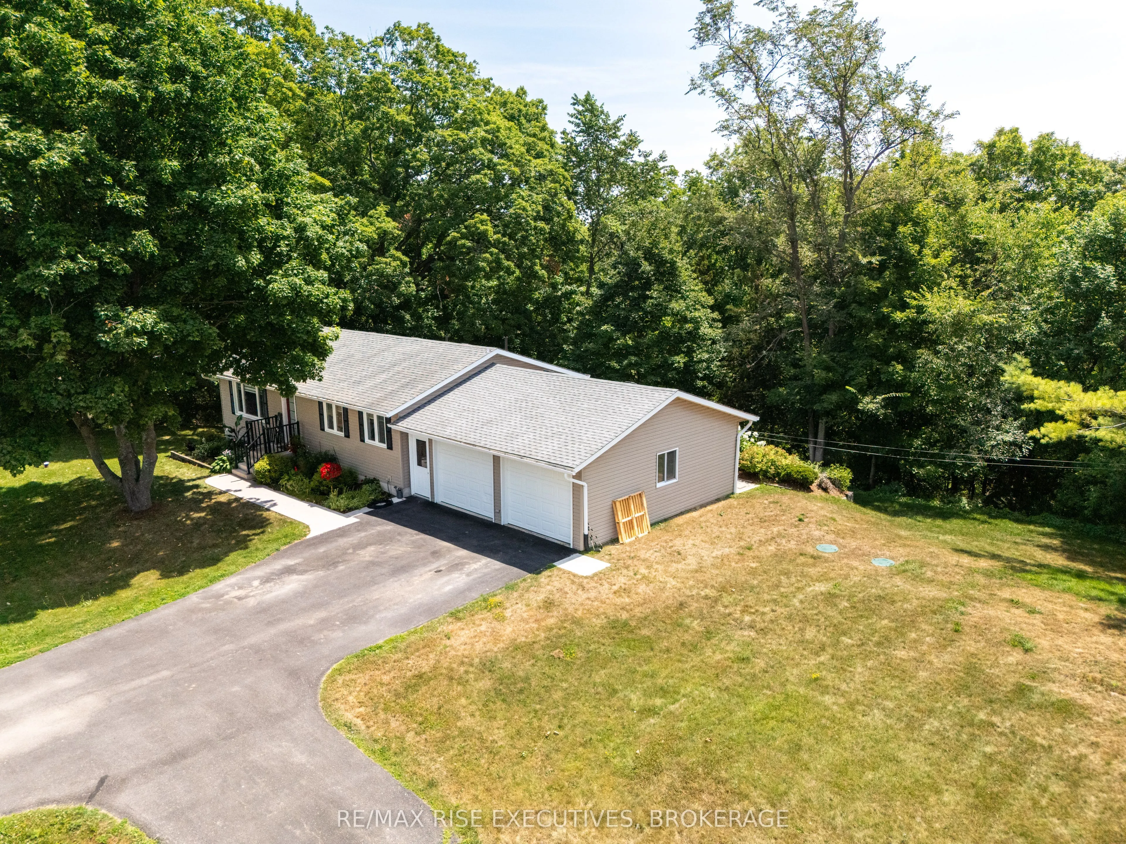 3419 Round Lake Road