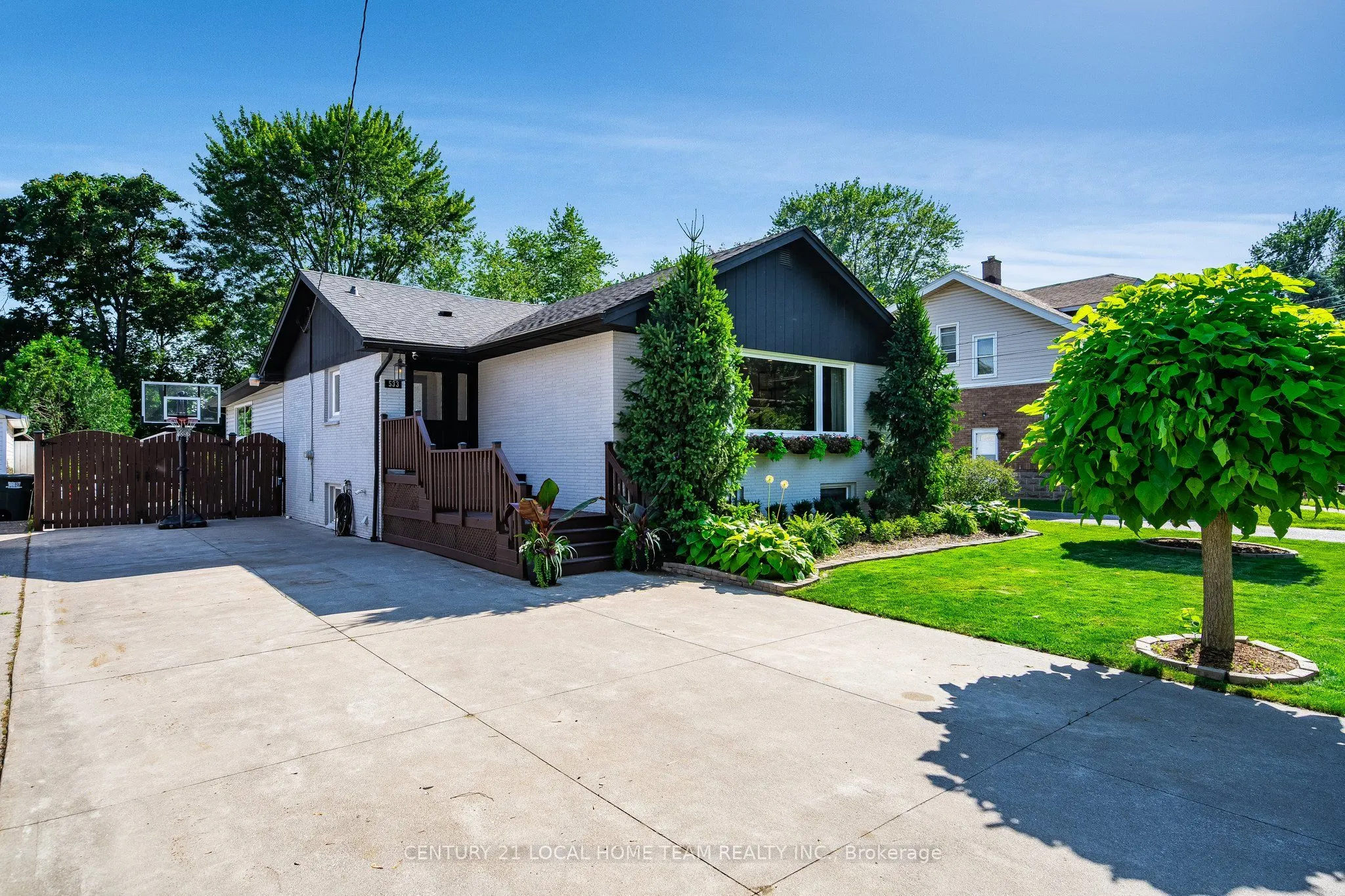 533 Morand Street