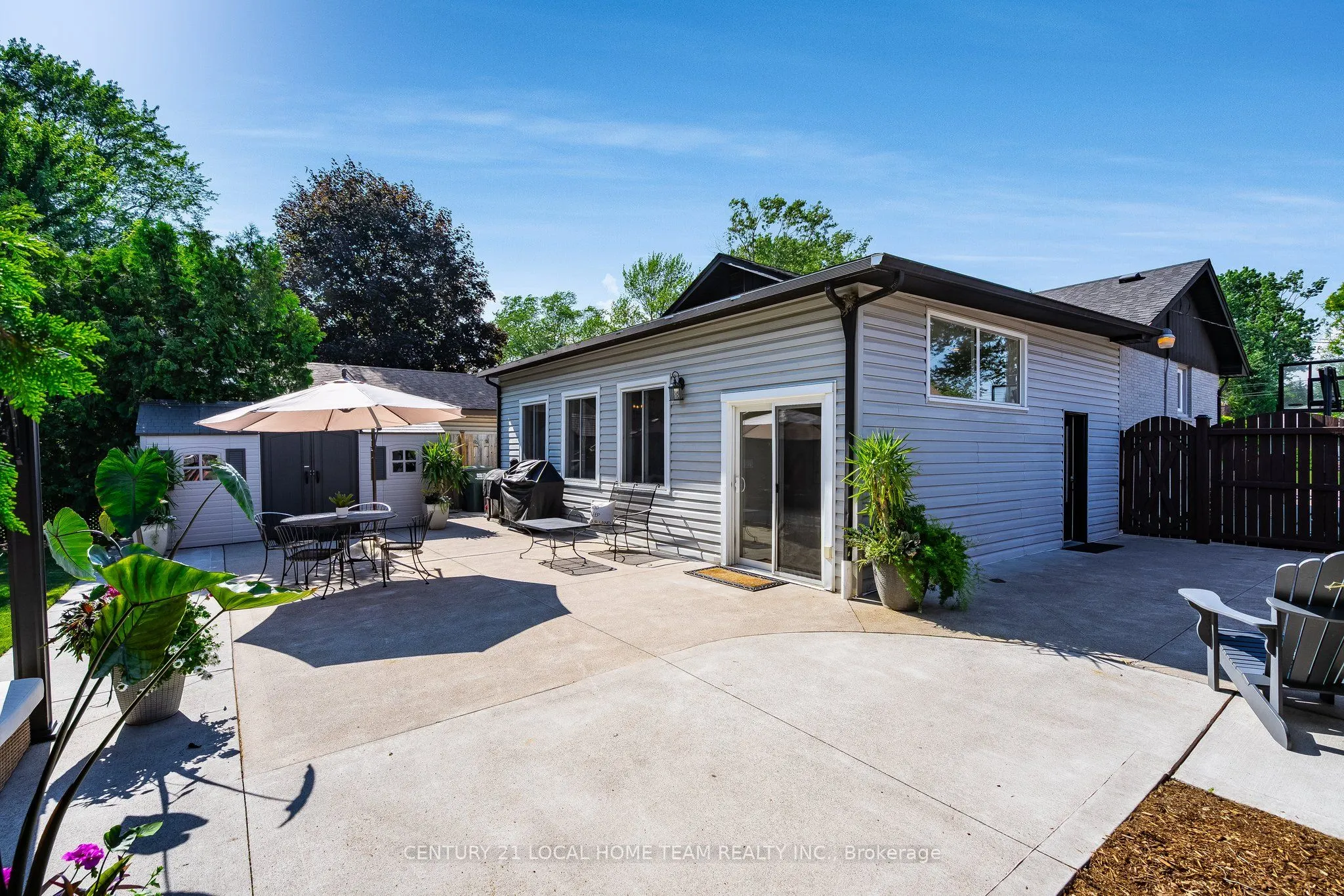 533 Morand Street