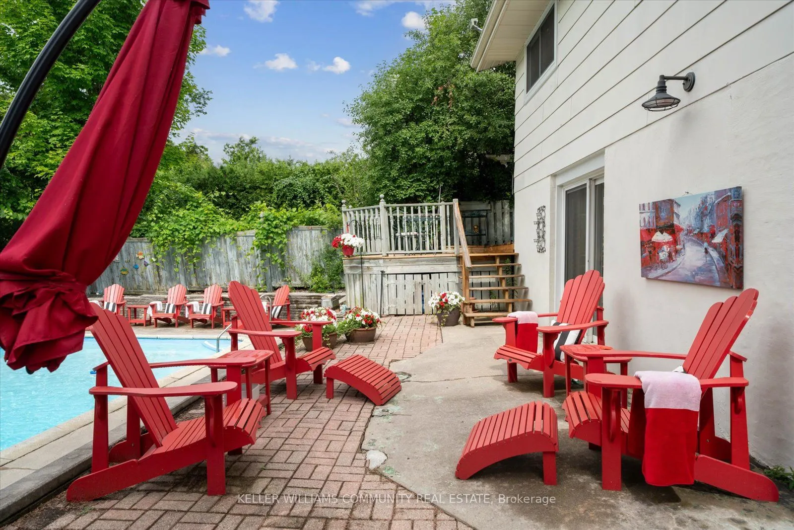 11 Bayleaf Court