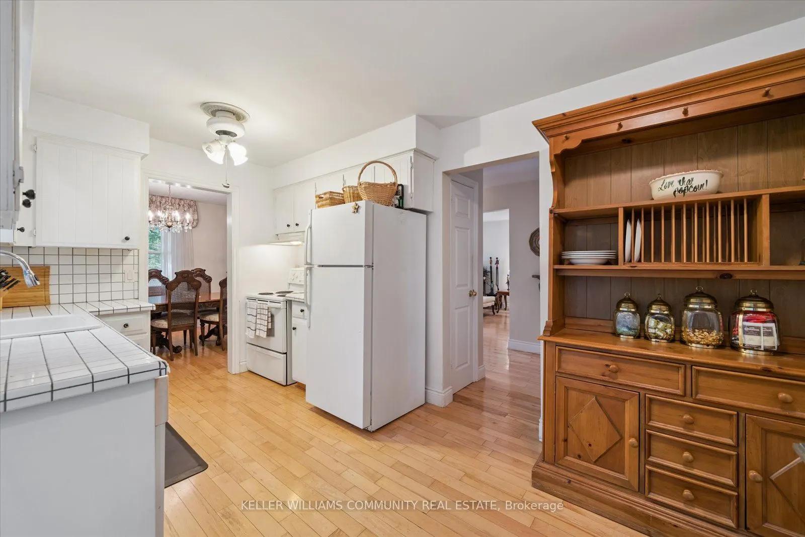 11 Bayleaf Court