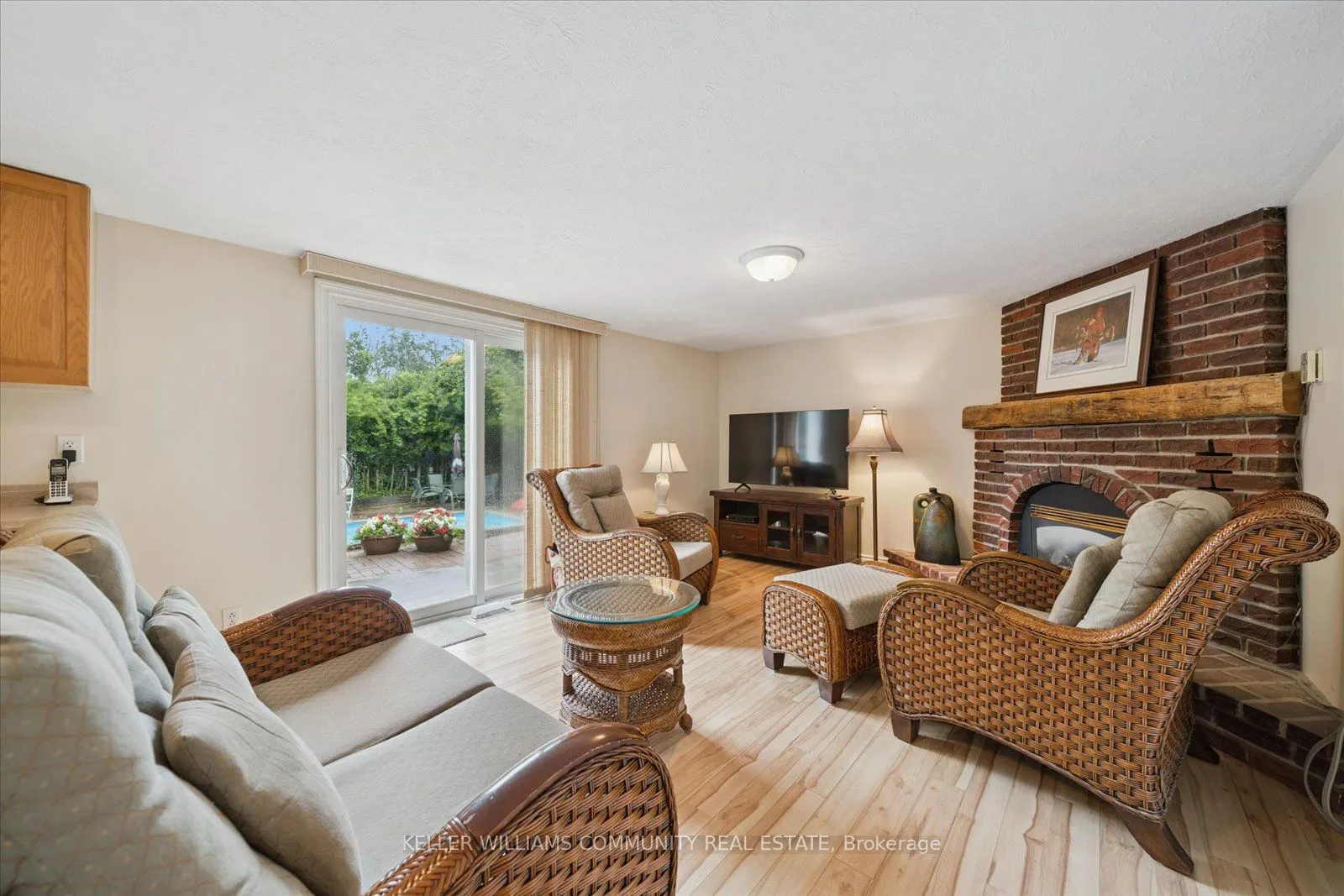 11 Bayleaf Court