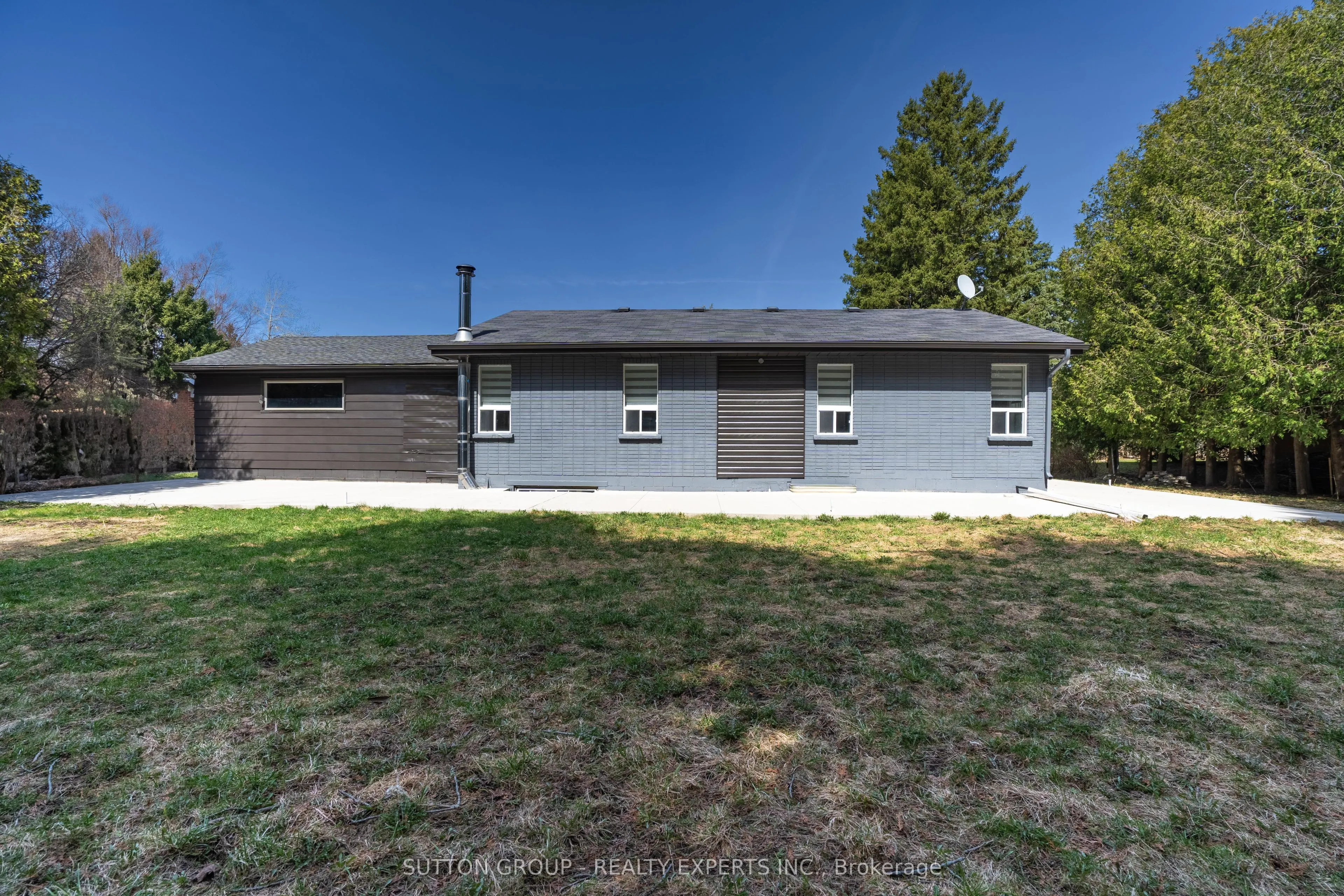 4934 Trafalgar Road N