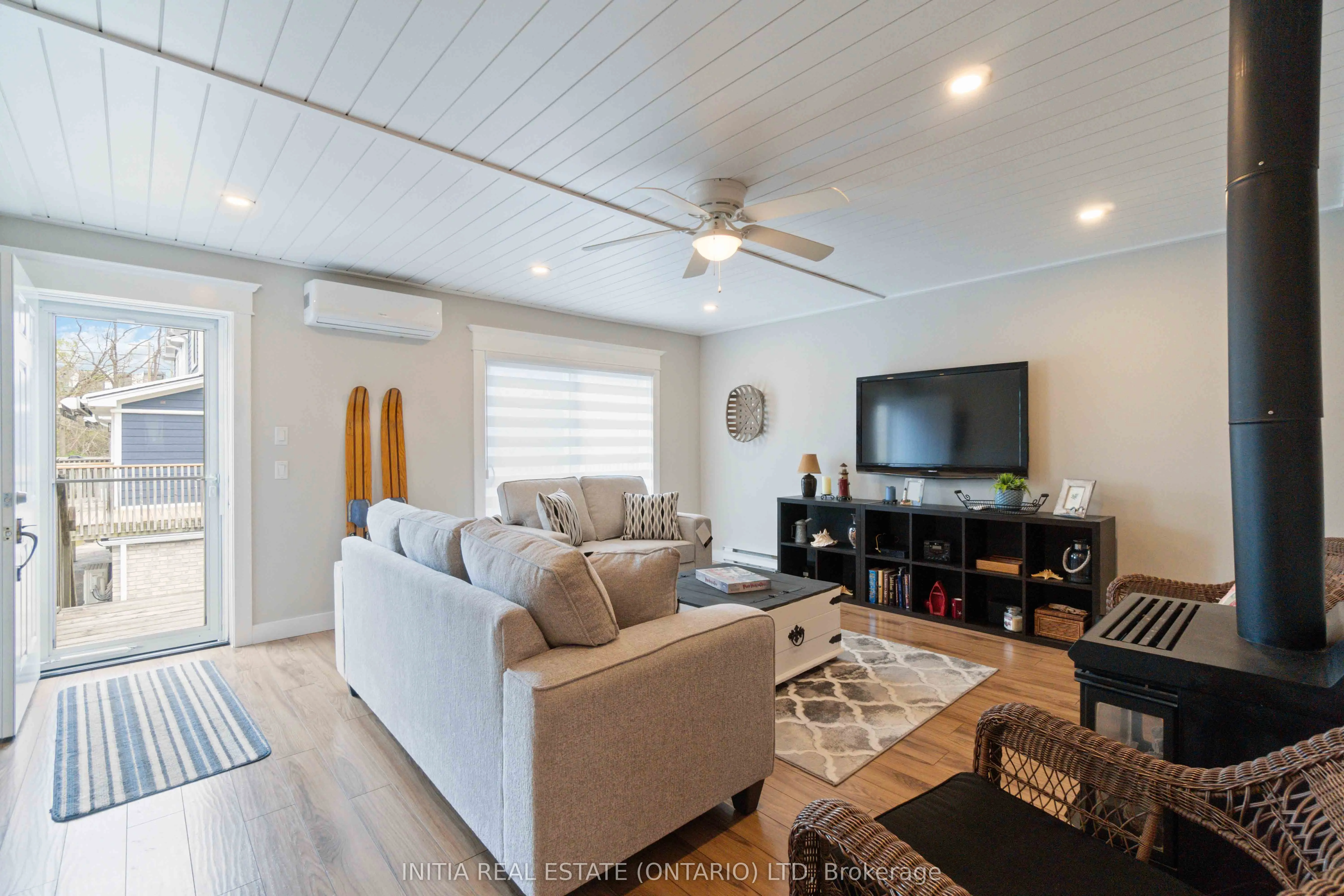 5 River Road, #11