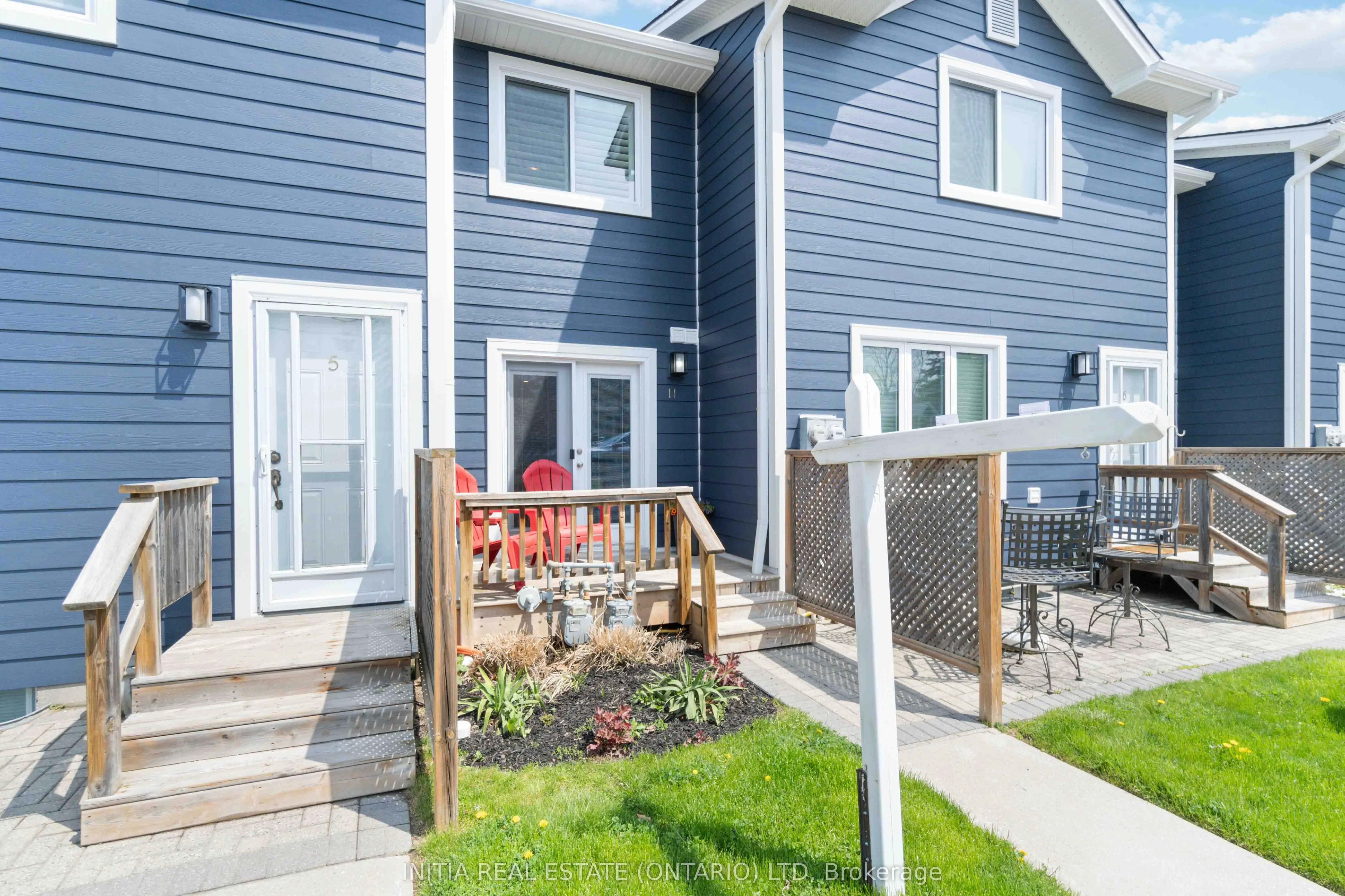 5 River Road, #11