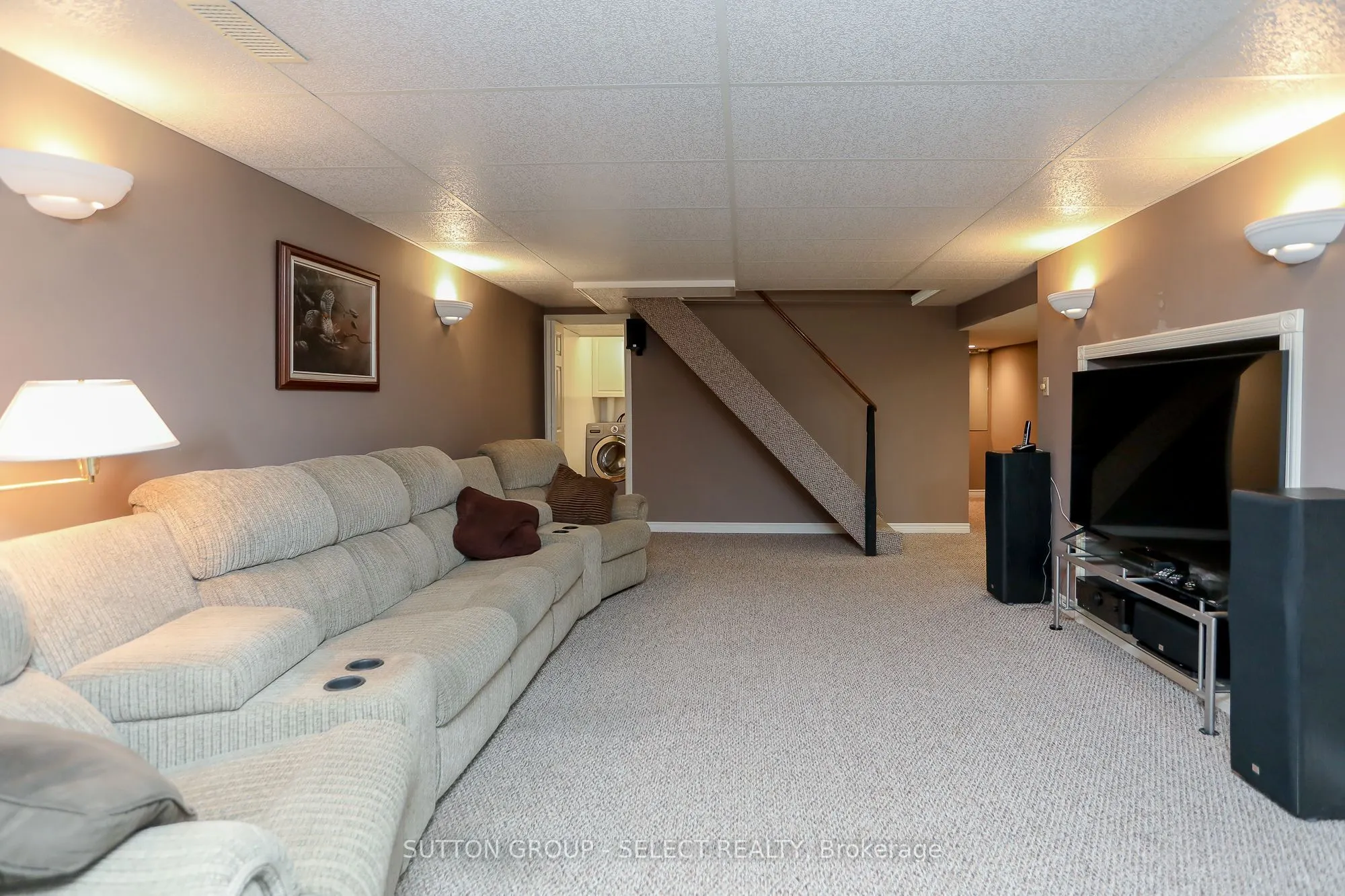 478 Village Green Avenue