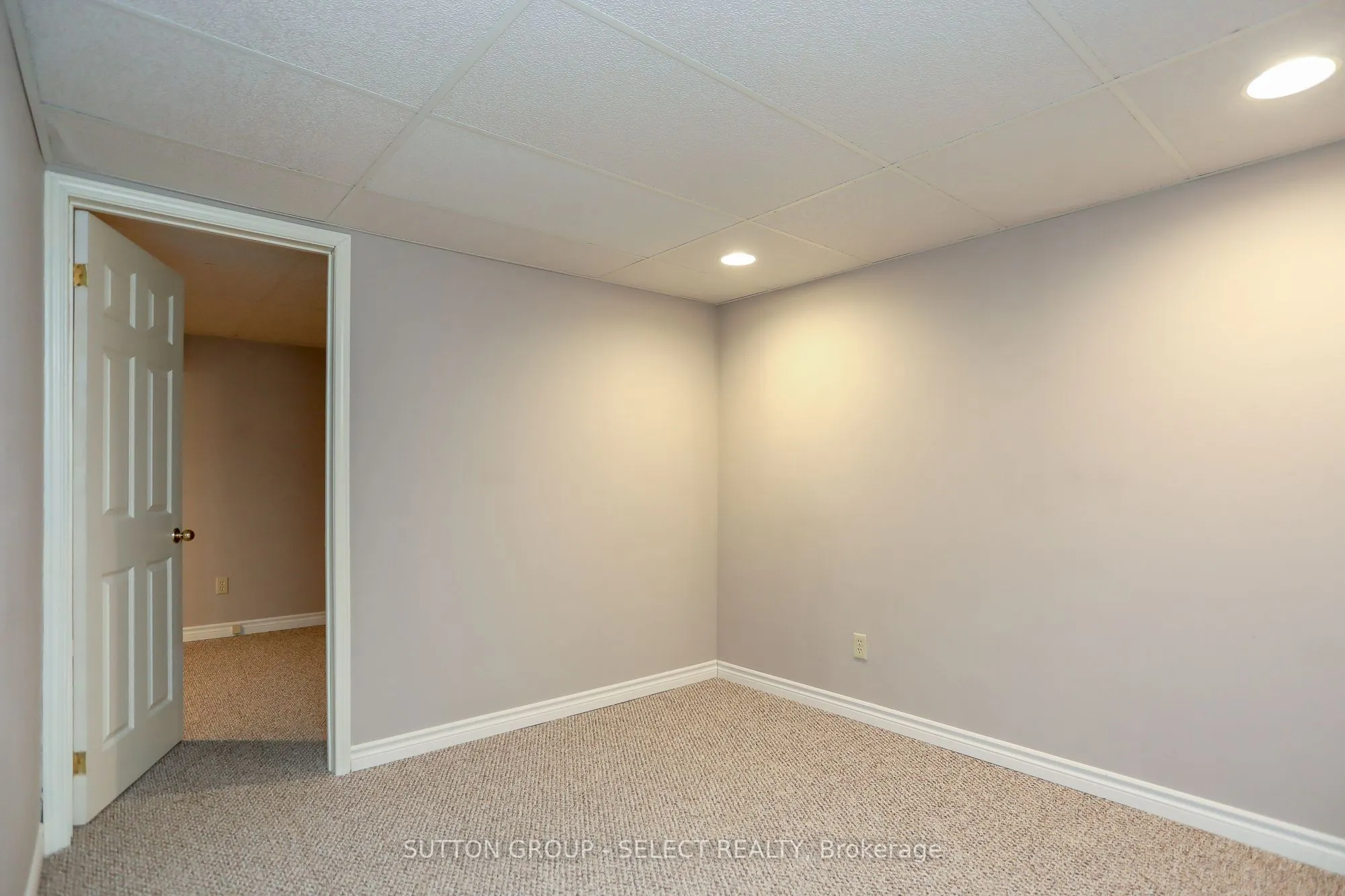 478 Village Green Avenue