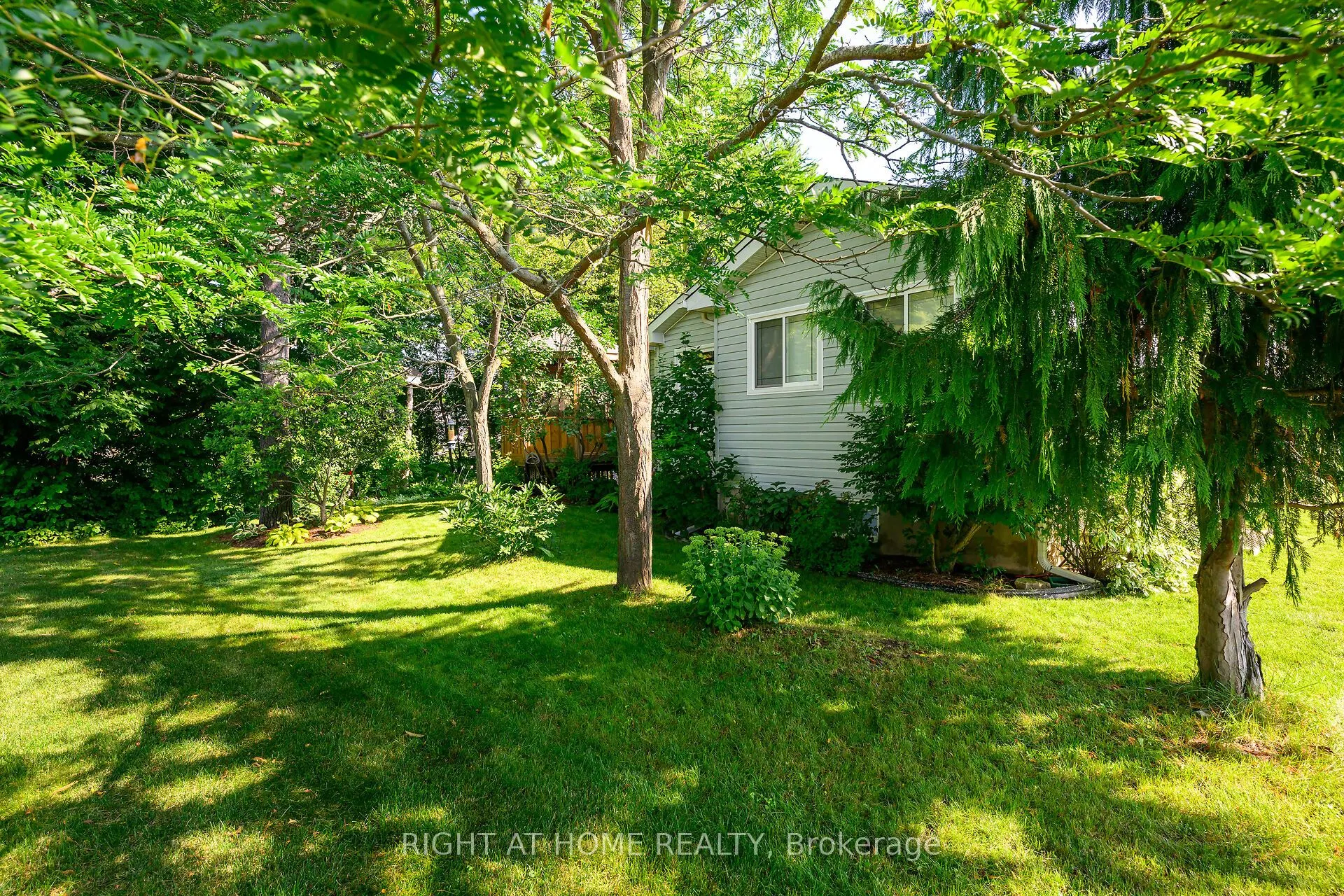 106 Bushmill Circle