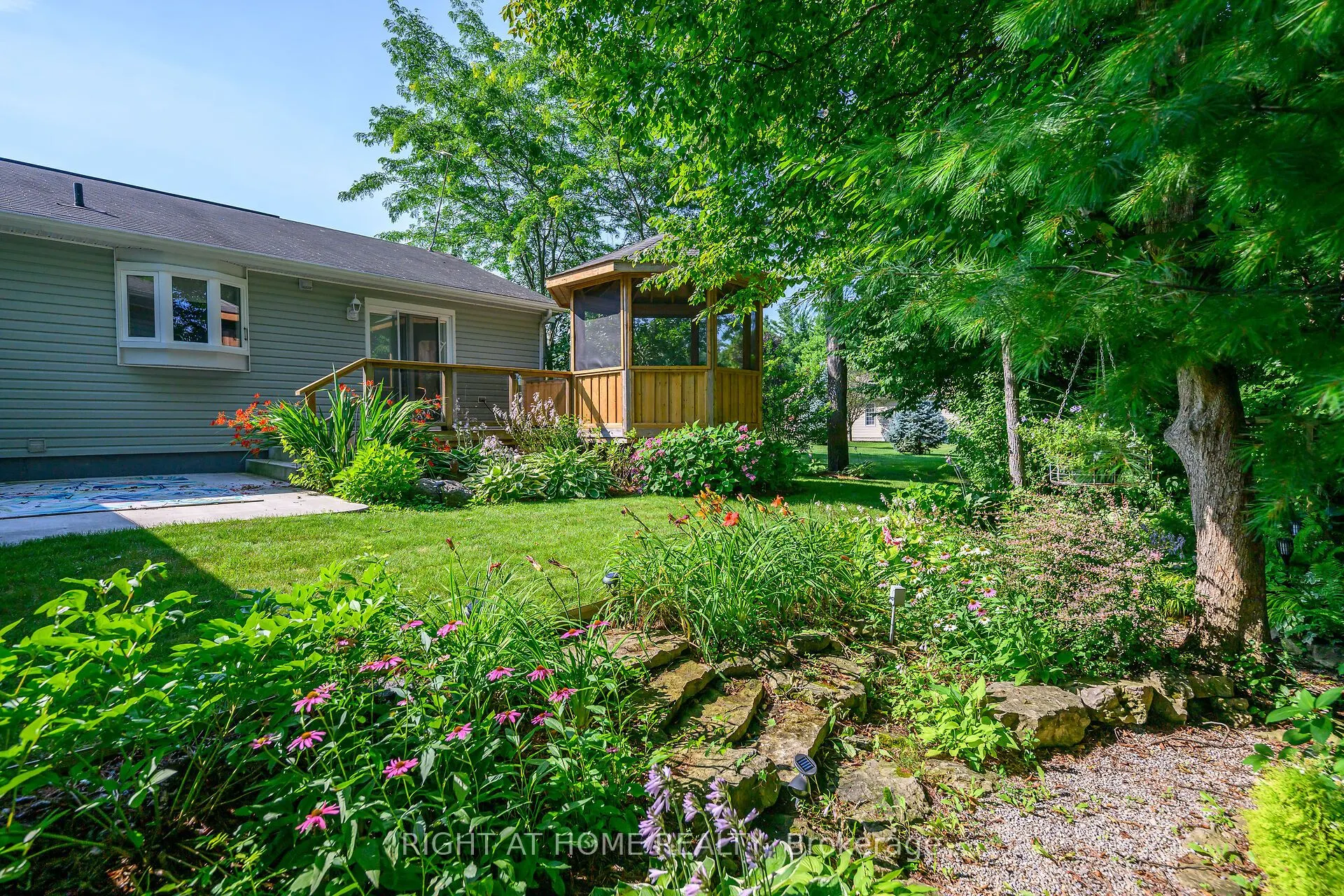 106 Bushmill Circle