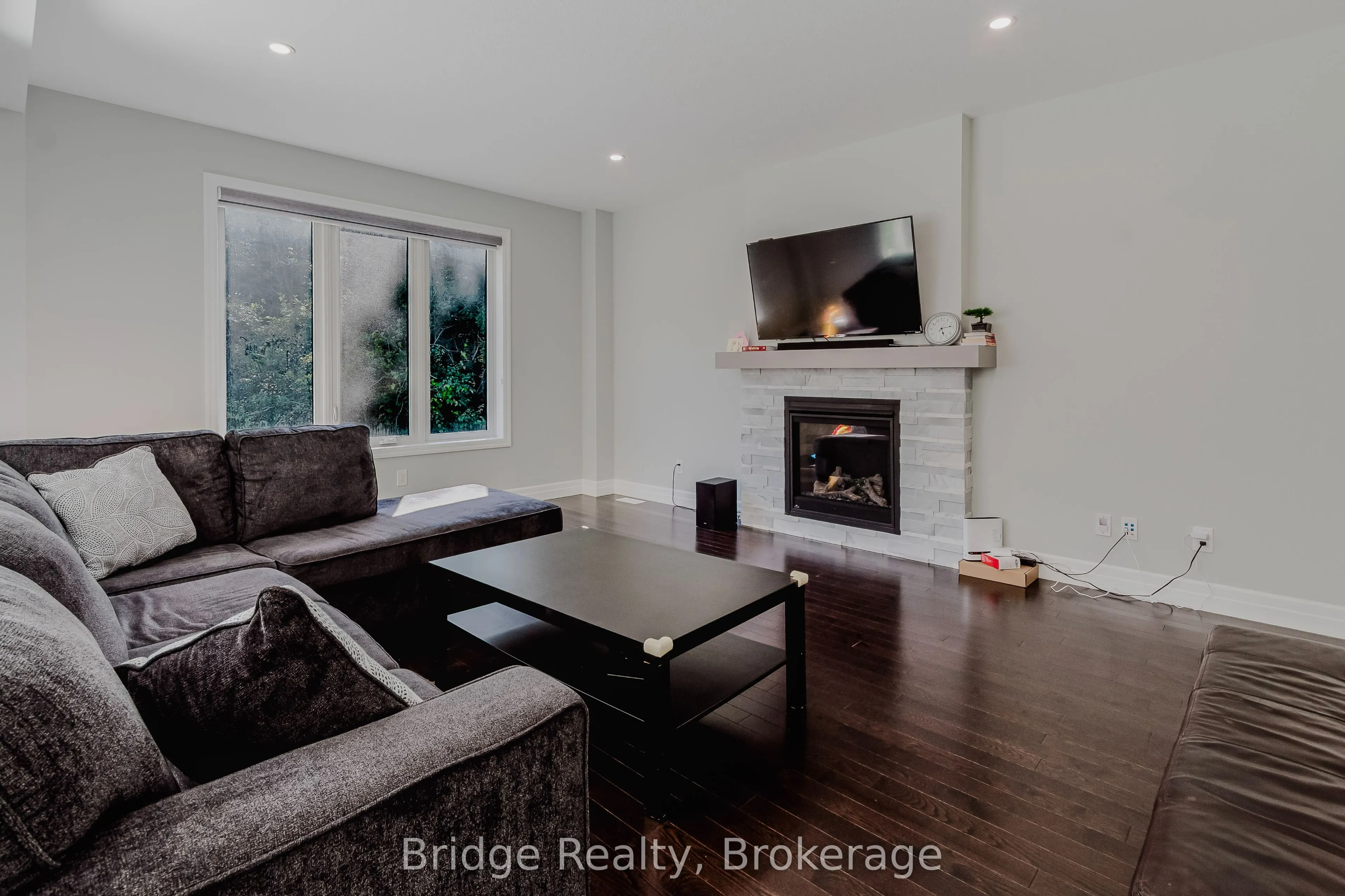 133 Birdie Court E