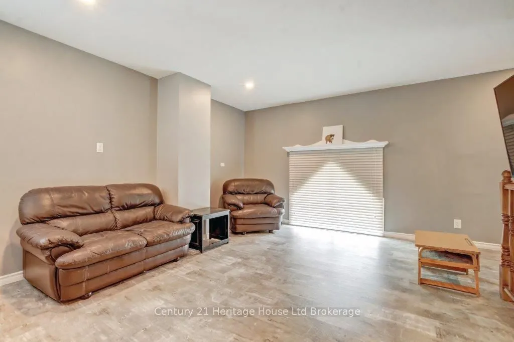 584572 Beachville Road