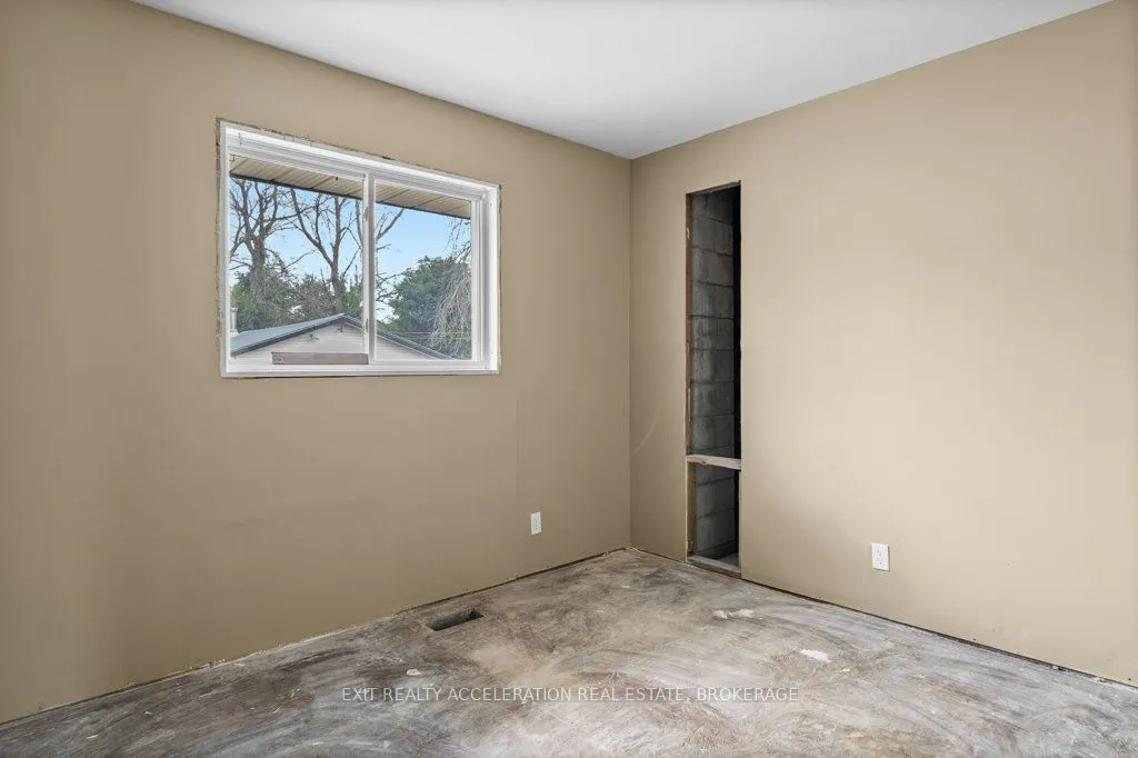 4505 Old Highway 2