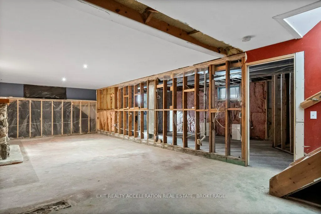 4505 Old Highway 2