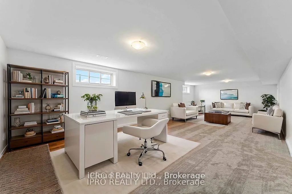 156 Finsbury Avenue