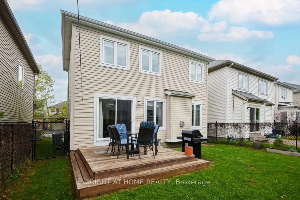 414 Vendevale Avenue