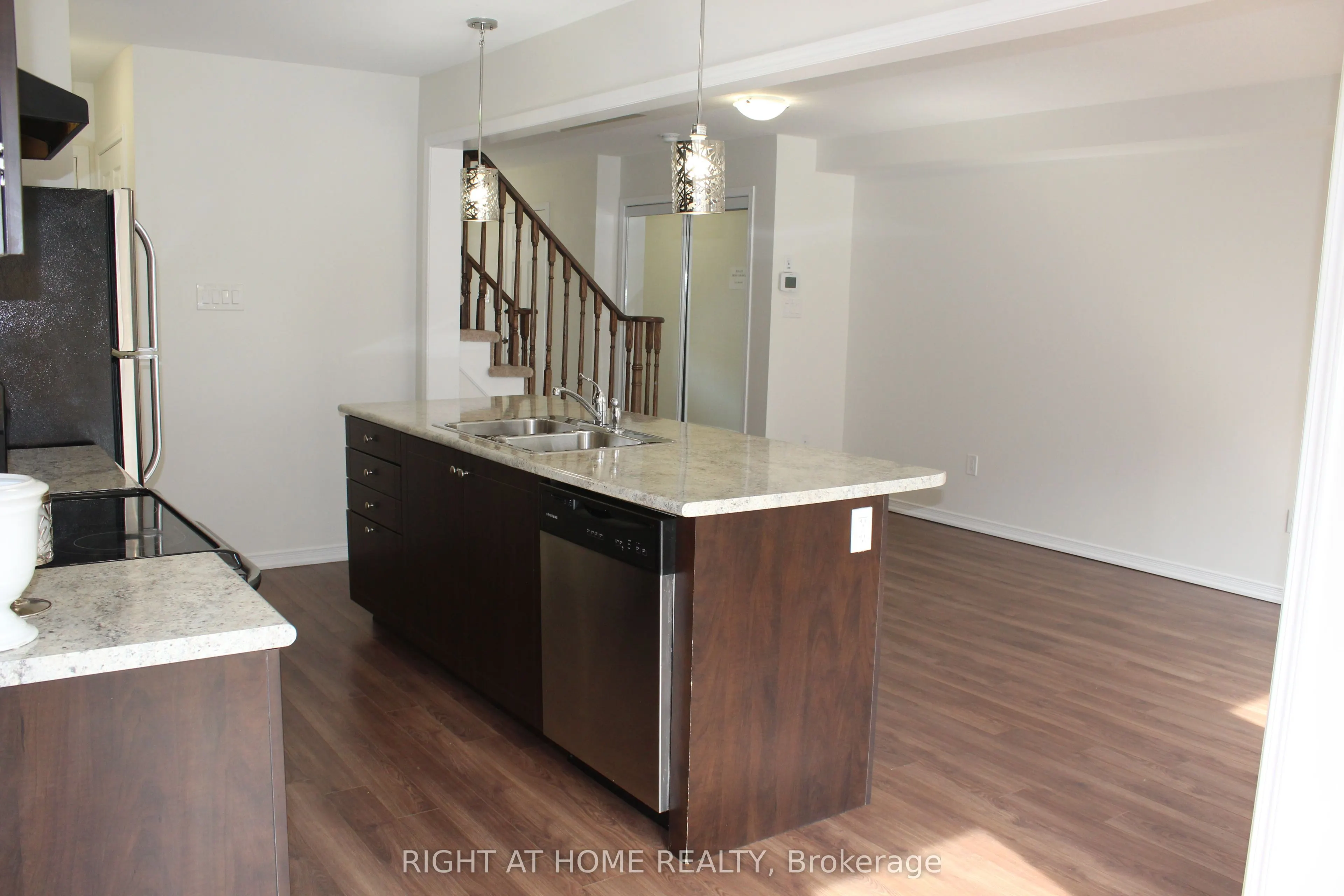 171 Whitwell Way