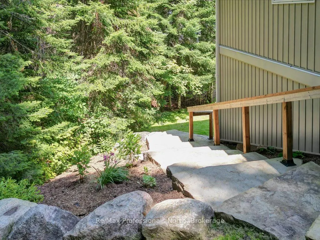 1246 Grace River Road