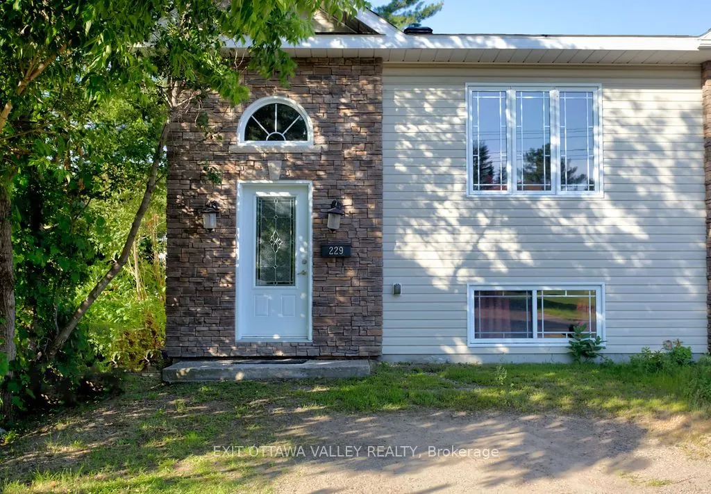 229 Everett Street