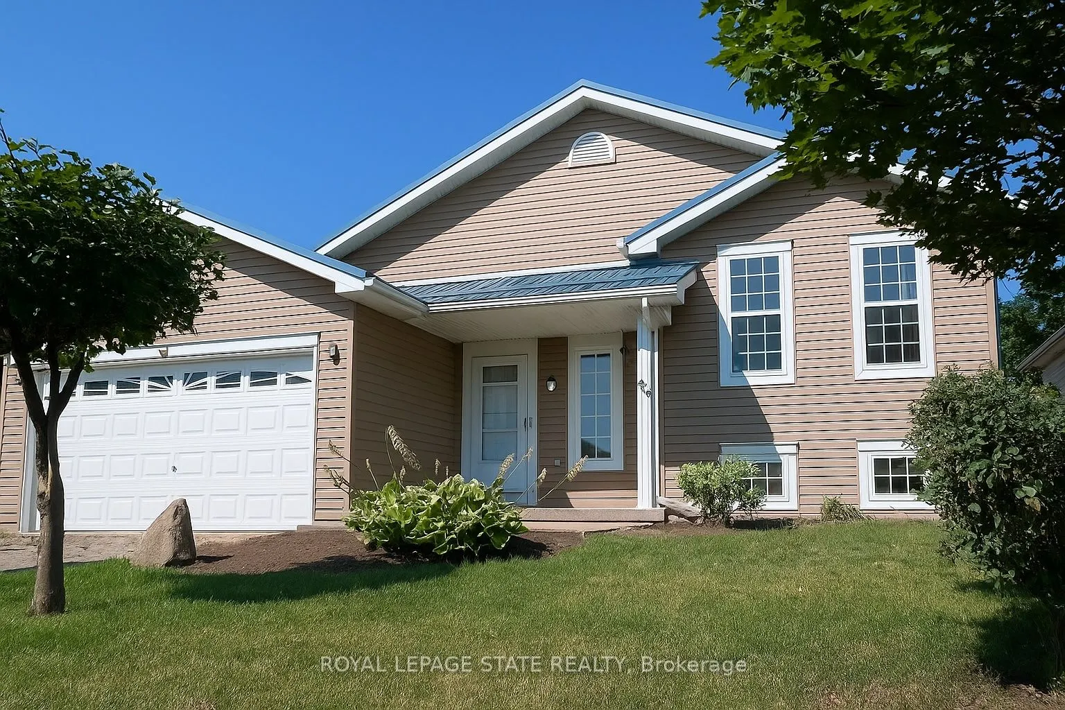 17 Mapleview Drive
