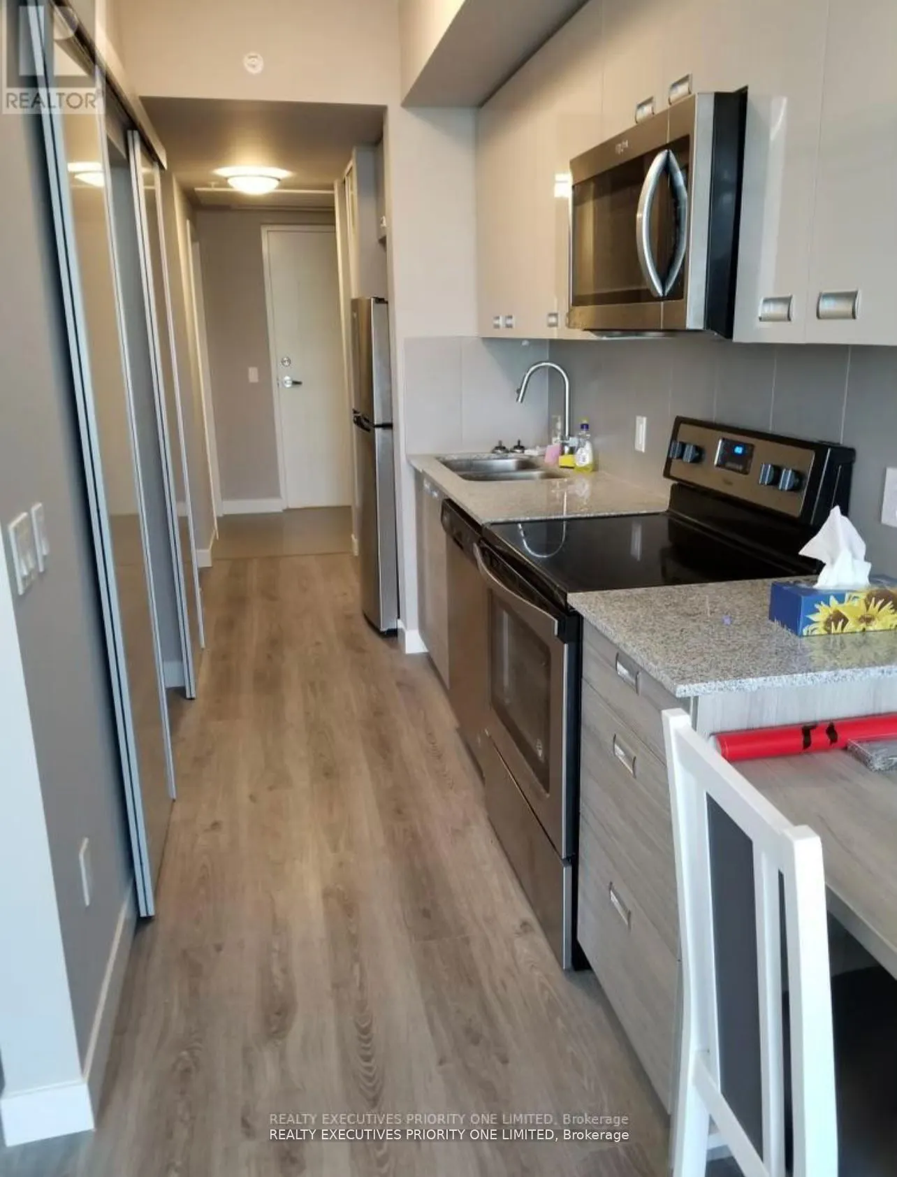 308 Lester Street, #628